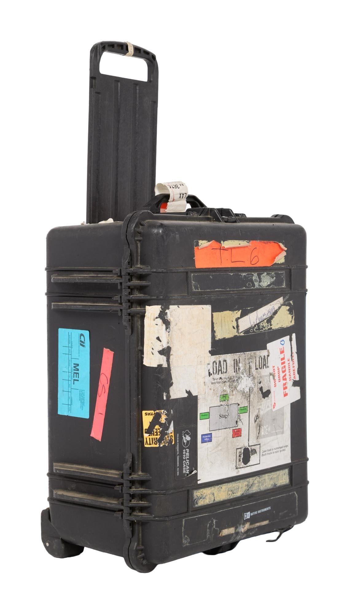 Tommy Lee | Pair Pioneer DVJ-1000 Professional DVD Players in Pelican Case, One Signed (1 of 5)