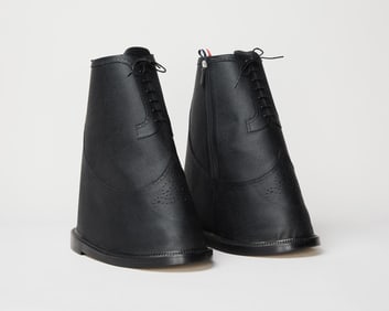 Thom Browne | 2017 Fall Custom Runway Shoes