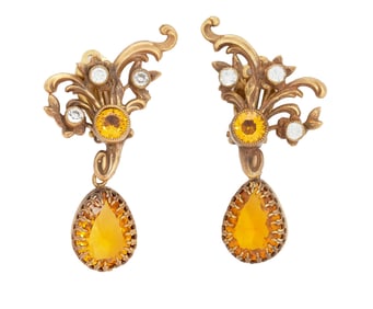 Taina Elg | Earrings Related to "Les Girls" by Joseff