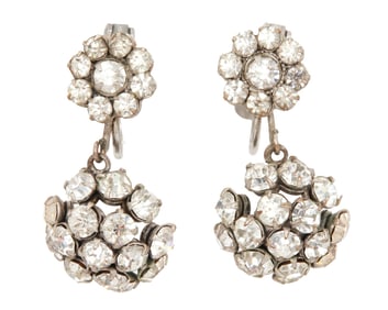 Marie Windsor | Earrings from "Hellfire" by Joseff