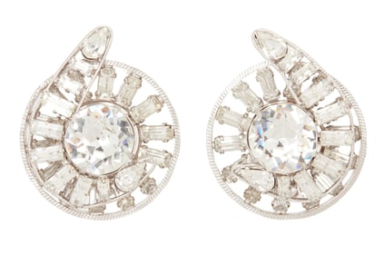 Hillary Brooke | Earrings from "The Woman in Green" by Joseff