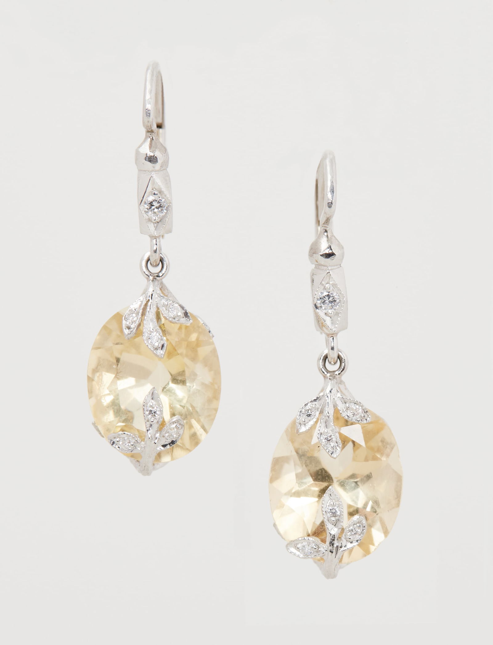 Gwyneth Paltrow | Cathy Waterman Ear Pendant (1 of 7)