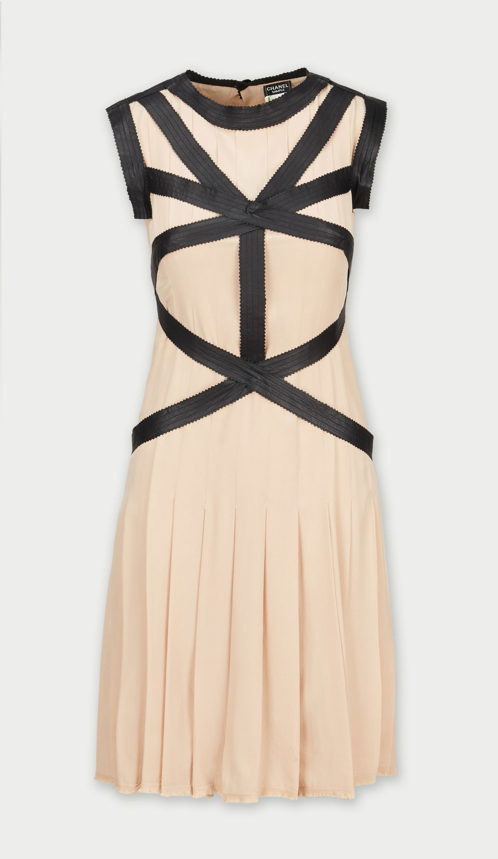 Gwyneth Paltrow | Fall 2008 Chanel Silk Dress (1 of 4)