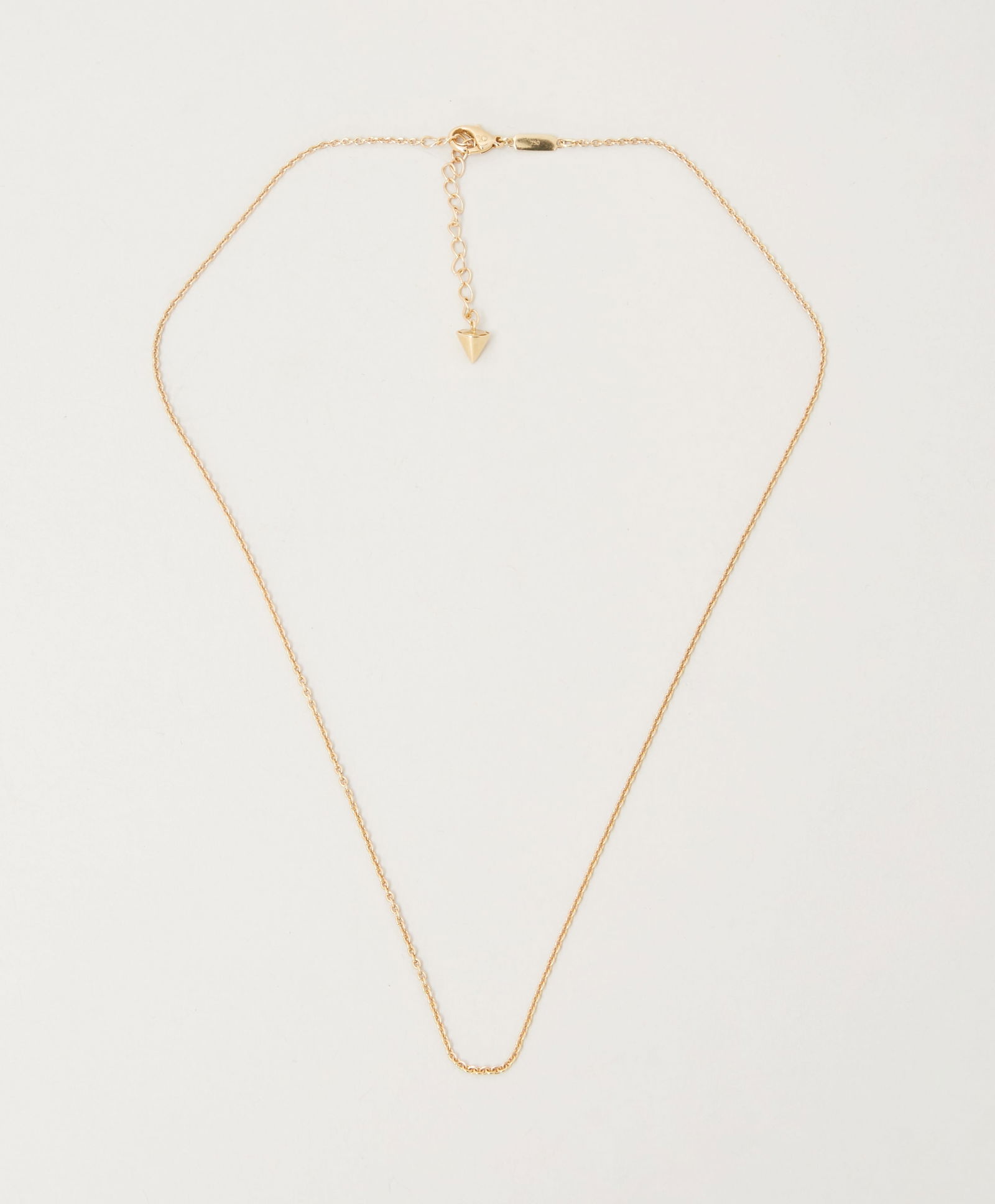 Gwyneth Paltrow | TASAKI 18k Yellow Gold Necklace: An 18k yellow gold necklace designed by TASAKI, from the collection of Gwyneth Paltrow.Crafted as a fine link chain, the design is finished with a distinctive cone-shaped gold terminal accent at