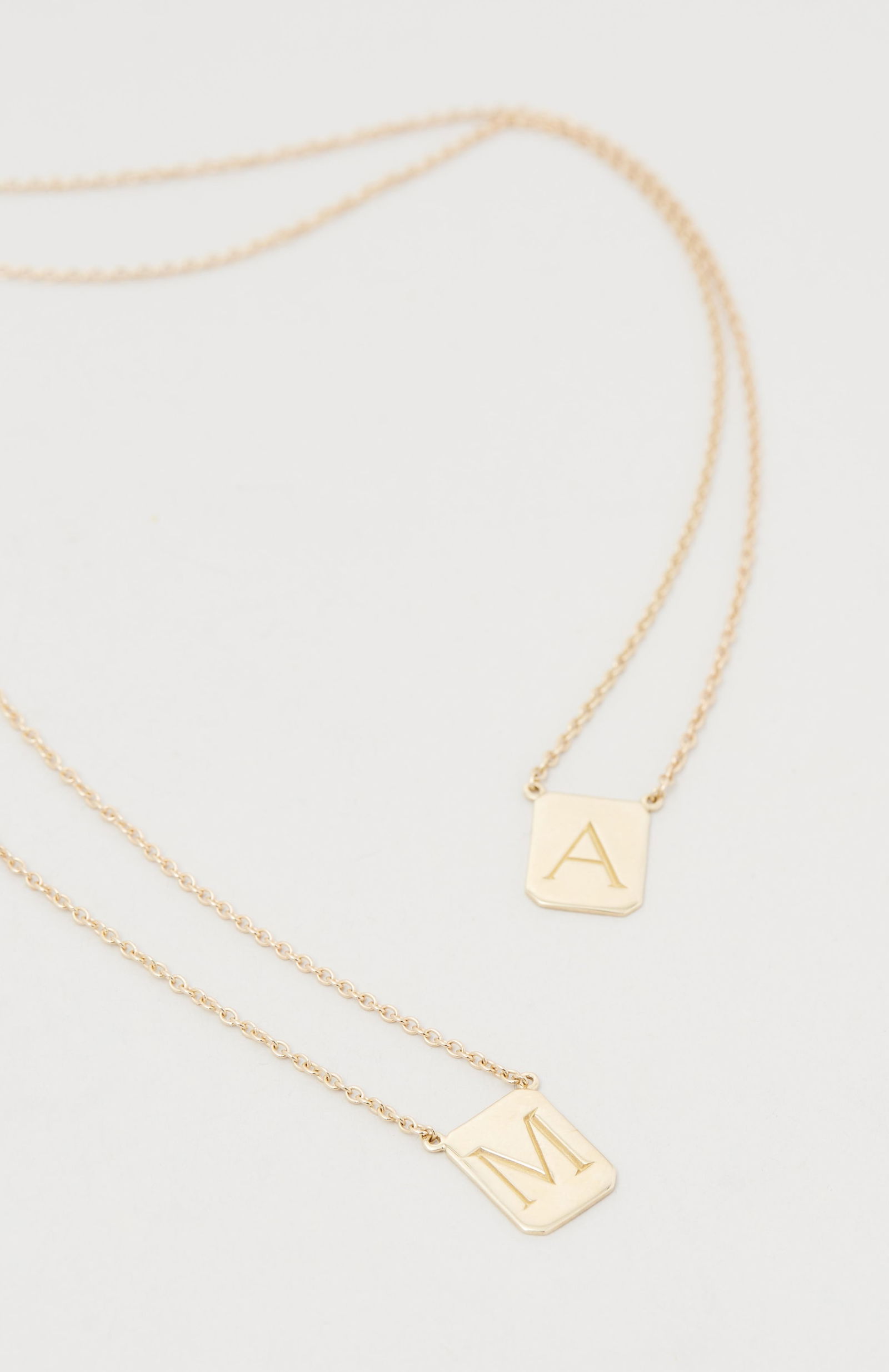 Gwyneth Paltrow | 14k Yellow Gold Pendant Necklace (1 of 10)