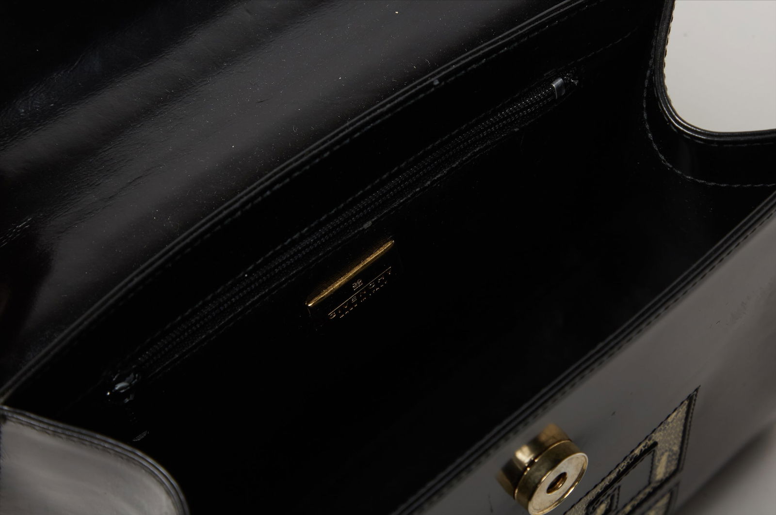 Givenchy | Alexander McQueen Mirrored Leather Sample Handbag  - 10