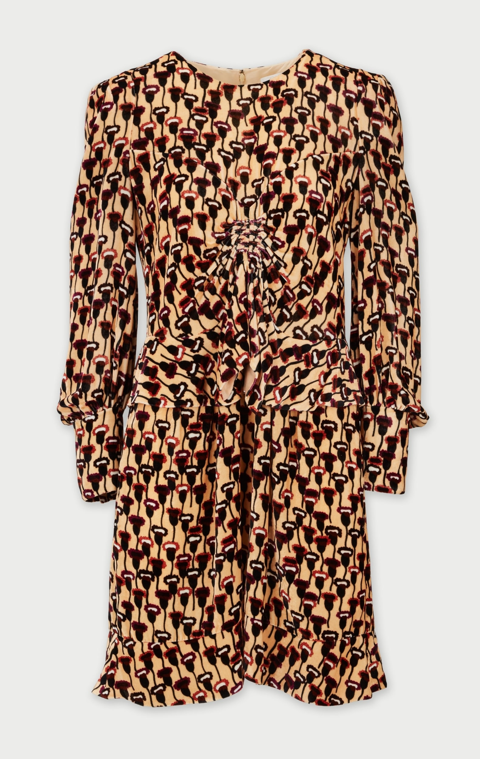 Chloe | 2017 Fall Winter Collection Poppy Velvet Dress: Chloé Poppy print velvet dress from the Fall Winter 2017 Ready to Wear Collection modeled by Alicia Holtz (look 20).A long-sleeve silk and viscose velvet mini dress in a warm beige hue,