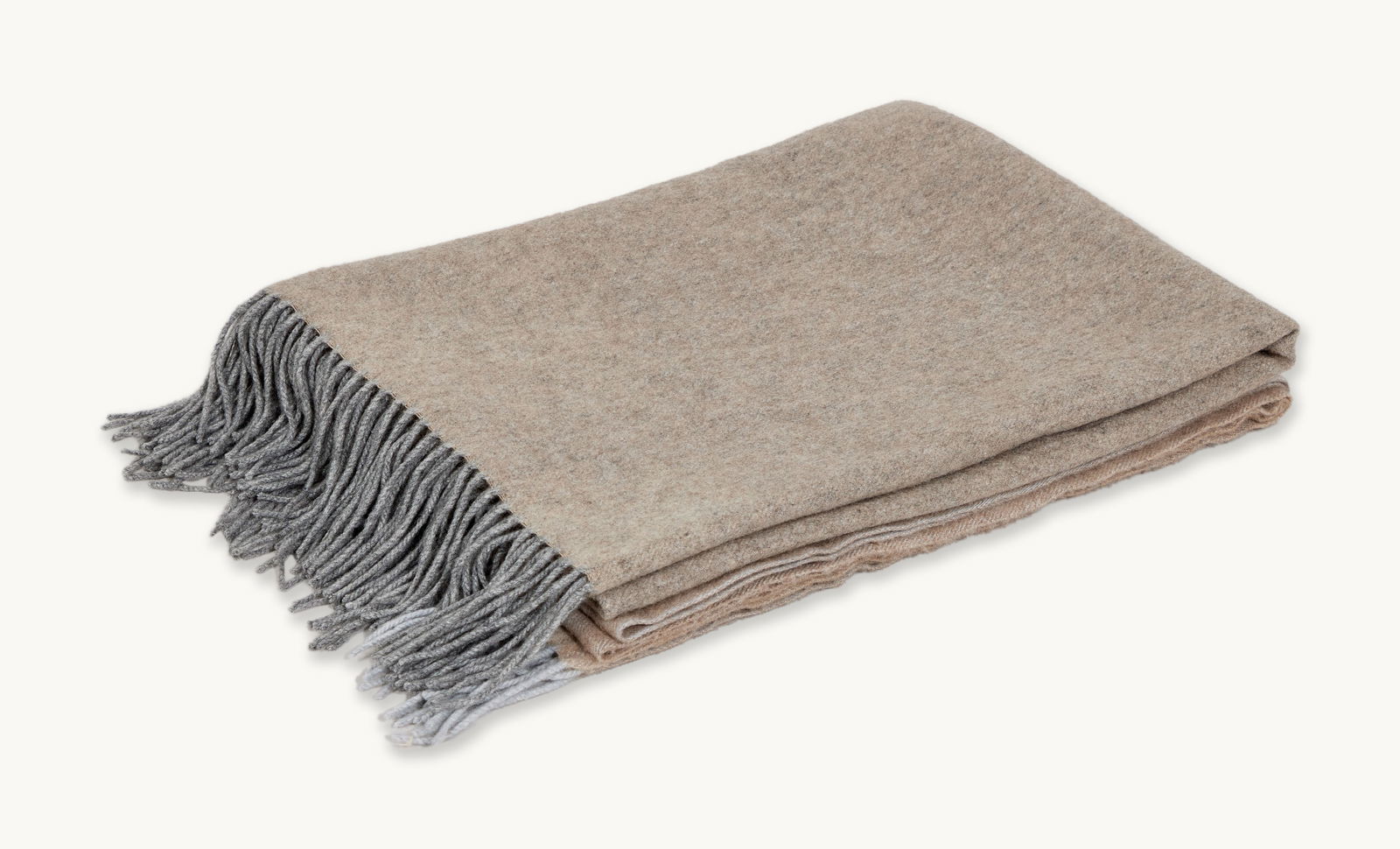 Gwyneth Paltrow | Nzuri Biarritz Cashmere Throw (1 of 3)