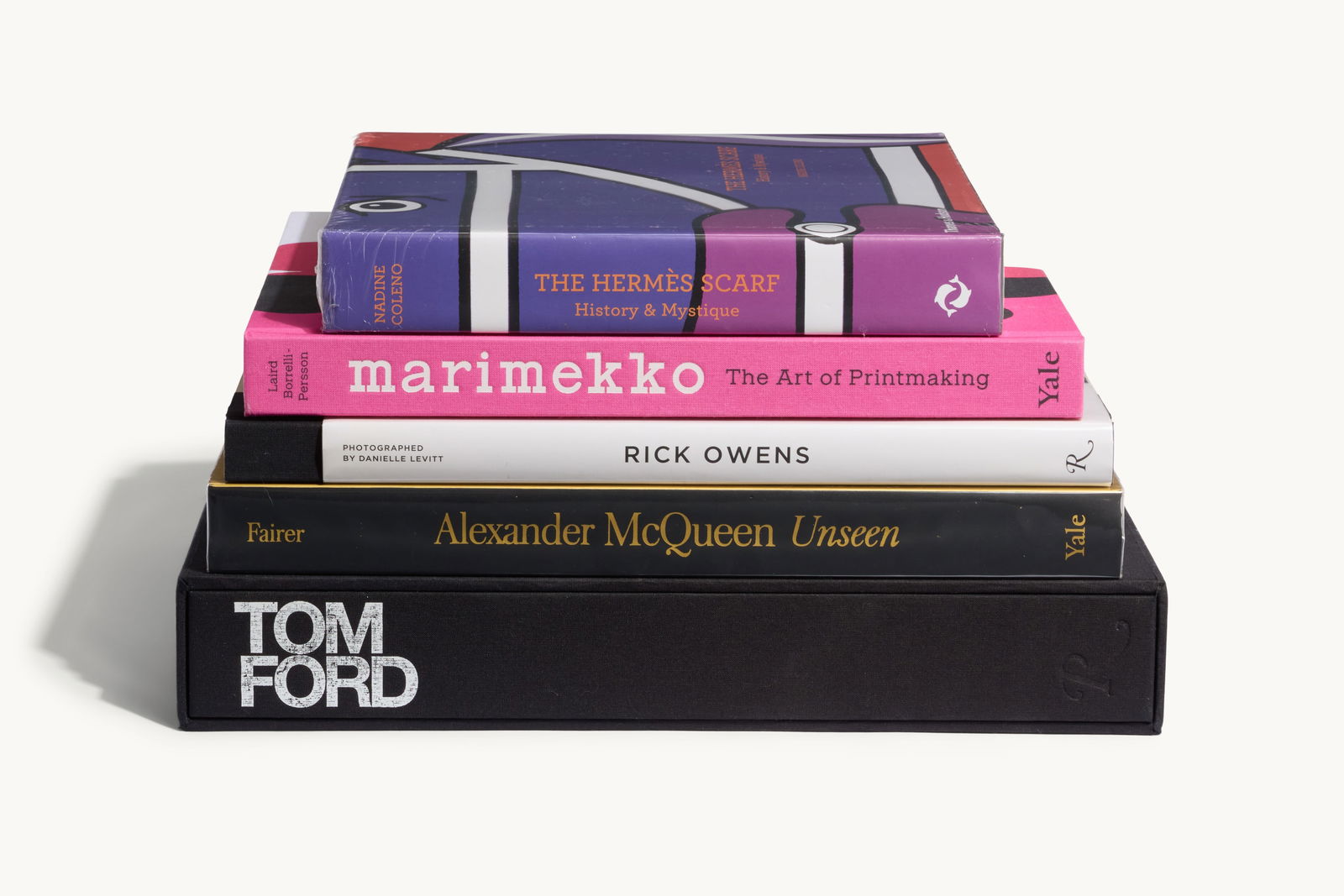 Gwyneth Paltrow | Group of Five Fashion Themed Books (1 of 1)