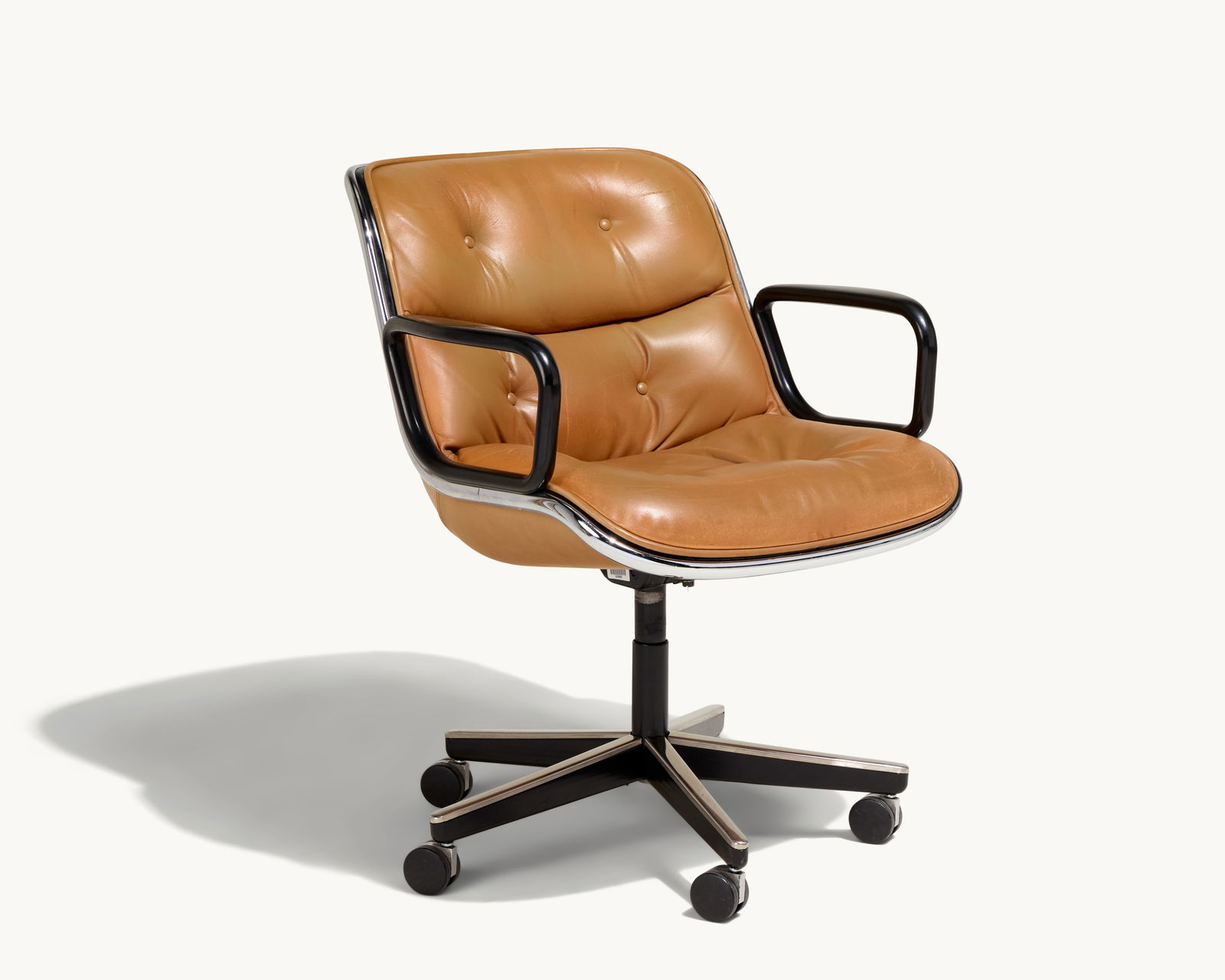 Gwyneth Paltrow | Vintage Brown Knoll Pollock Executive Chair (1 of 1)