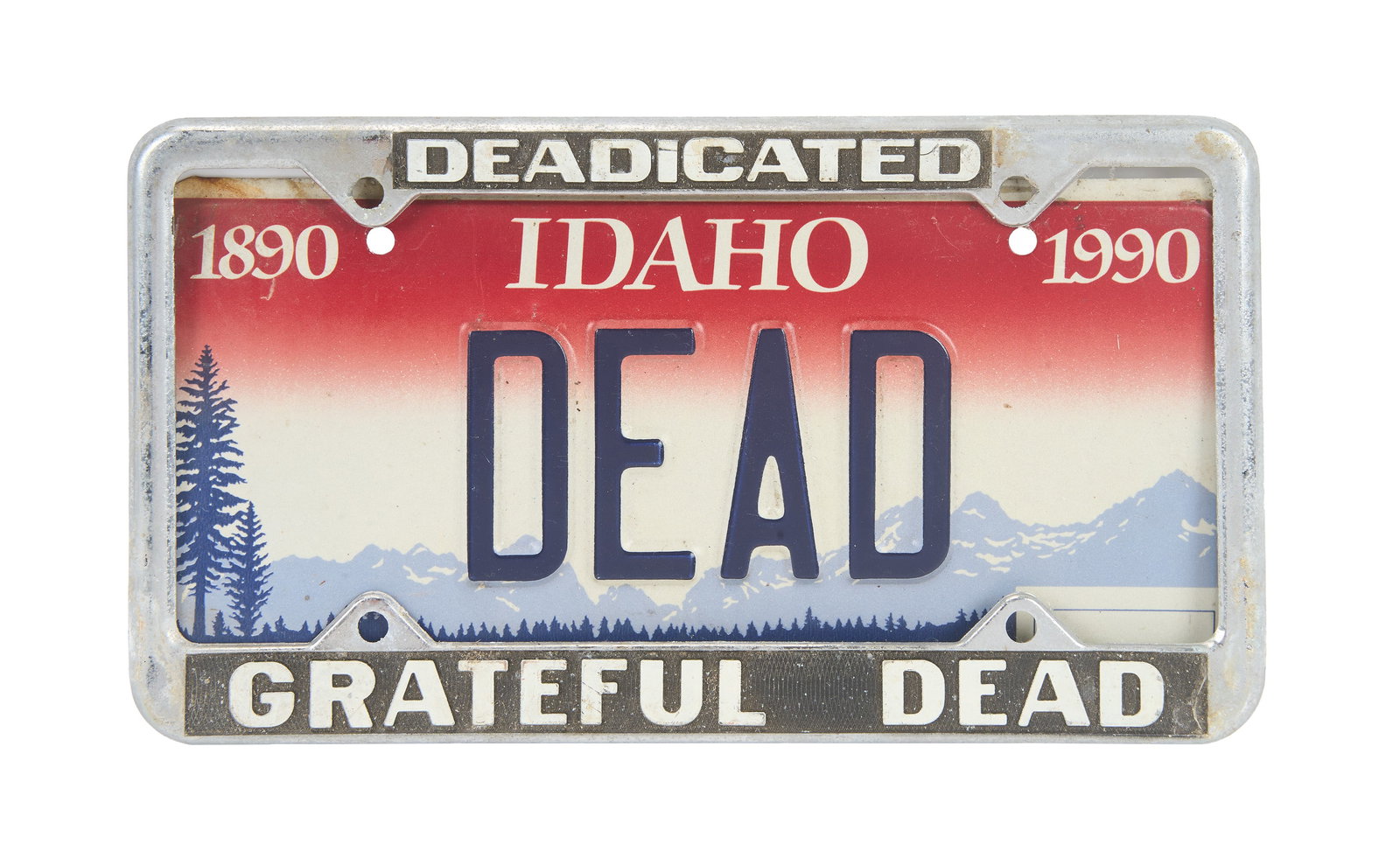 "Big Steve" Parish | DEAD License Plate Thrown On Stage By Fan (1 of 3)