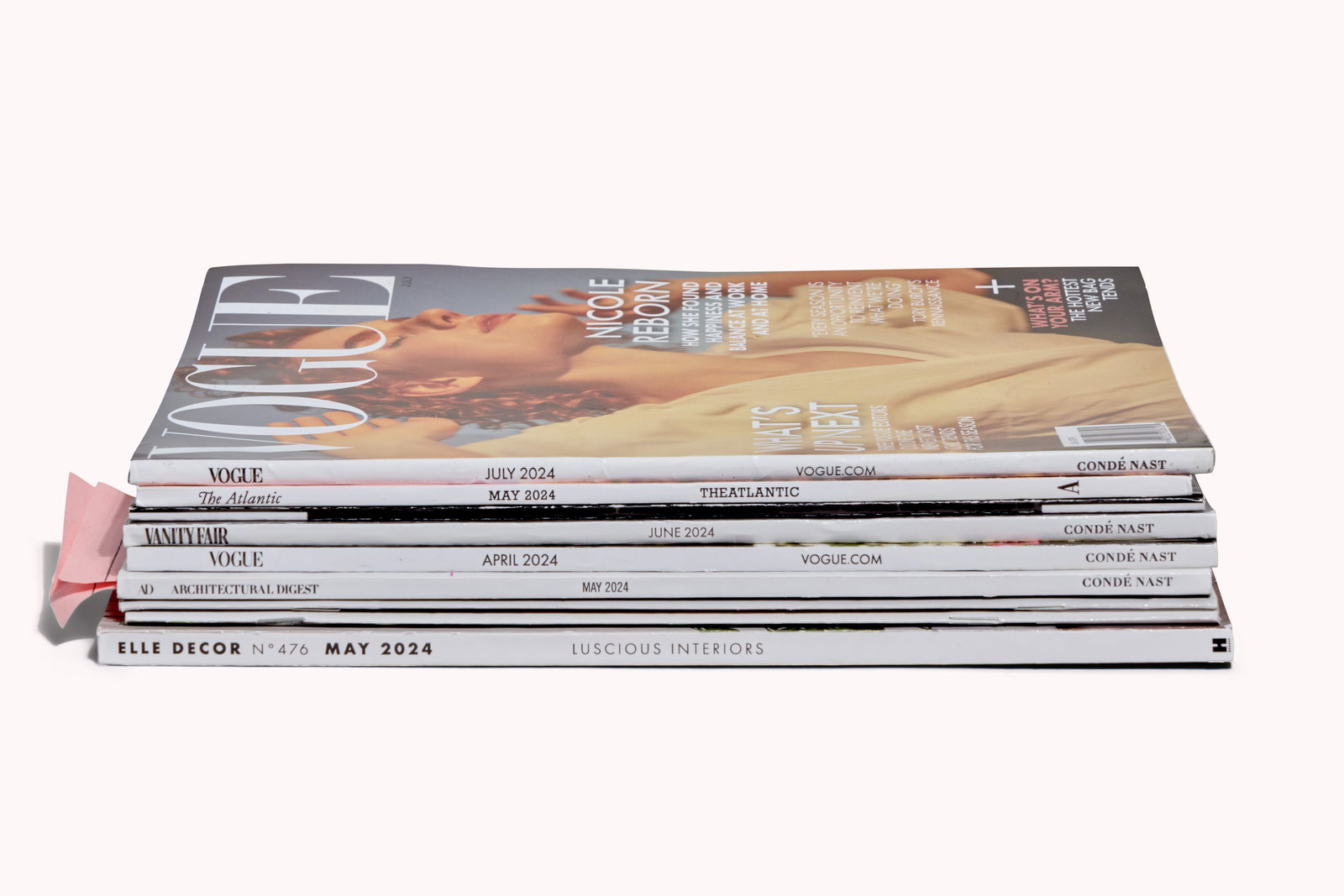 And Just Like That... | Carrie Bradshaw's Magazines (1 of 3)