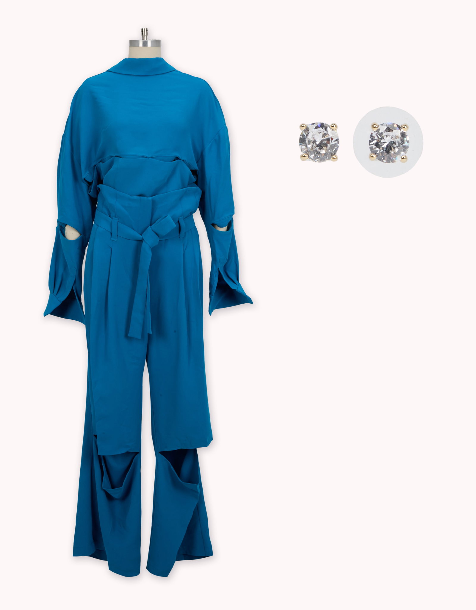 And Just Like That... | Lisa Todd Wexley Season 2 Episode 10 AWAKE Mode Ensemble: This is a two-piece A.W.A.K.E. Mode ensemble, and pair of faux-diamond stud earrings worn by the character Lisa Todd Wexley in the Max Original series And Just Like That?, season 2, episode 10, "The L