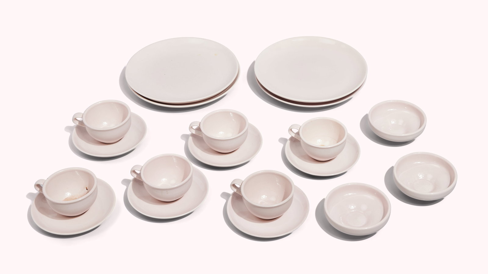 And Just Like That... | Carrie Bradshaw's Russel Wright Iroquois Dishware (1 of 2)