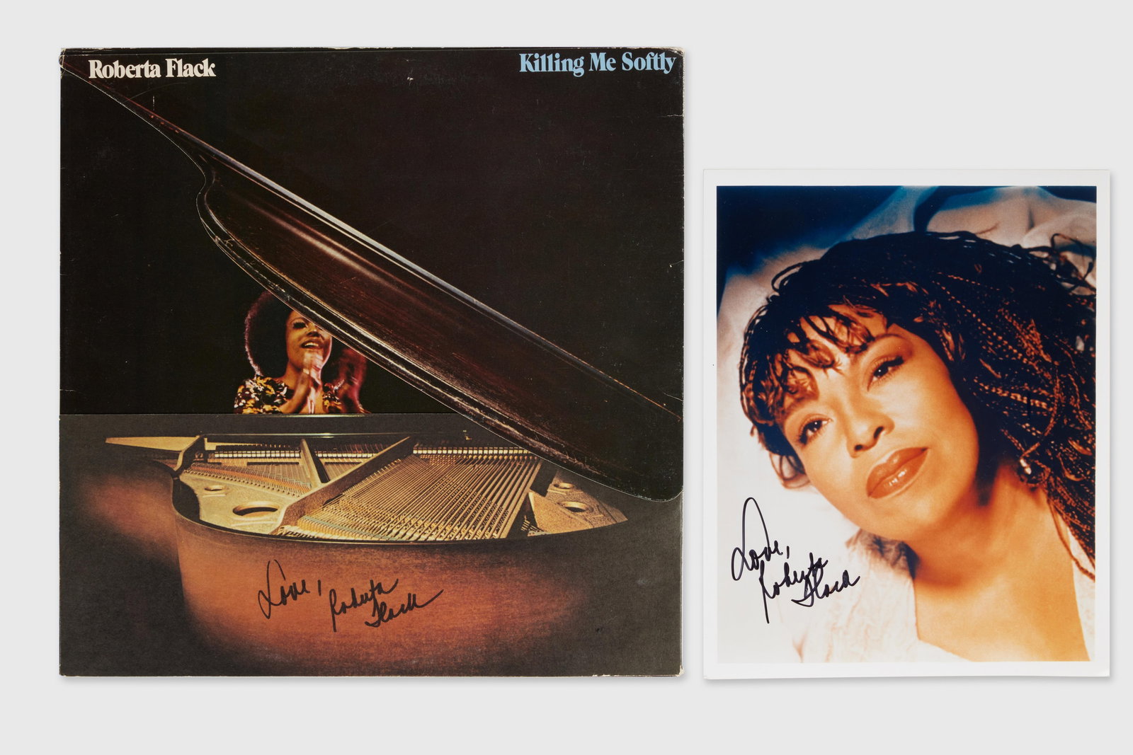 Roberta Flack | Signed "Killing Me Softly" Record Sleeve and Signed Photo (1 of 4)