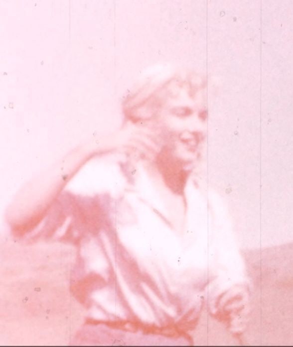Marilyn Monroe | 1960 Never-Before-Seen 8mm Film Footage from "The Misfits": United Artists 1961; a single reel of home "Kodachrome Movie Film," film measures 1/4-inch, run time is 4:26 minutes total with Marilyn seen in approximately 1:20 minutes; though that does not sound