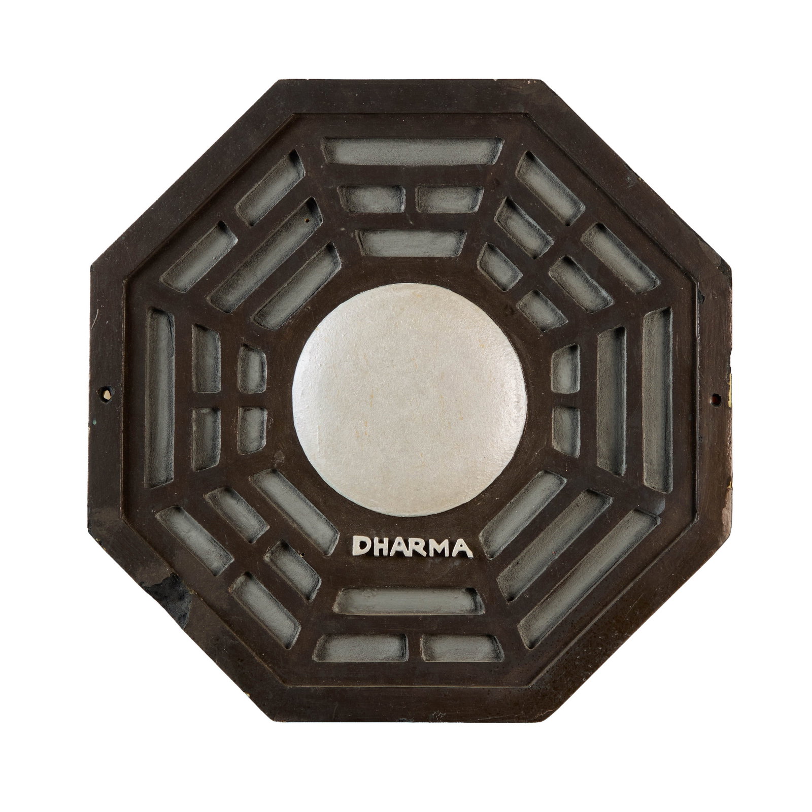 Lost | Dharma Initiative "The Pearl - Station 5" Wall Insignia: The Dharma Initiative wall insignia for "The Pearl - Station 5" from the production of the sci-fi thriller series Lost (ABC, 2004 - 2010). The sign is composed of carved, hand-painted hard