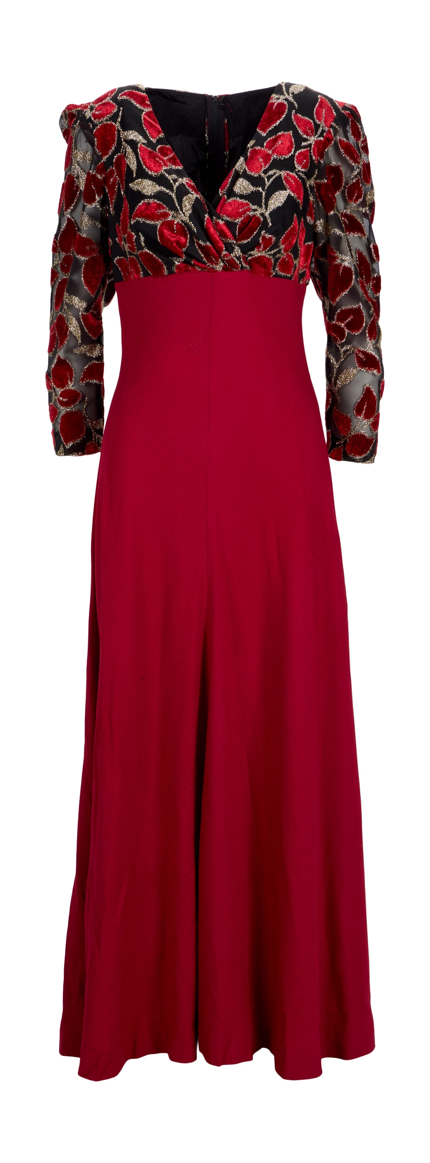 MADtv | Esperanza Flota (Alex Borstein) "Un Hombre, Dos Mujeres" Telenovela Dress: A dress worn by Alex Borstein as telenovela actress, Ezperanza Flota, in the sketch "Un Hombre, Dos Mujeres" from the second episode of the sixth season of the sketch series MADtv (Fox, 1995 - 2009).