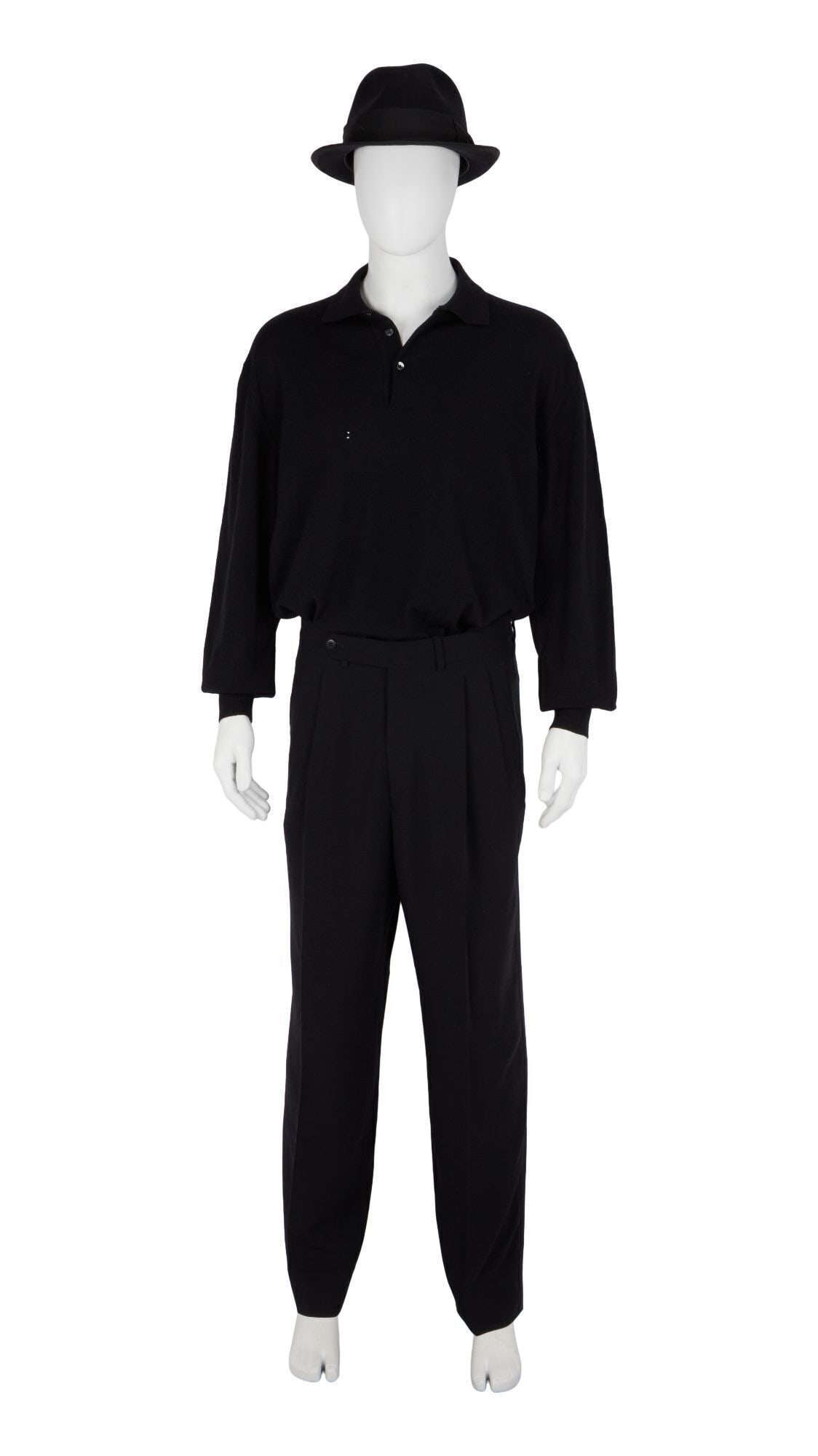 What Women Want | Nick Marshall (Mel Gibson) "I Won't Dance" Outfit and Screen-Worn Pieces (1 of 13)