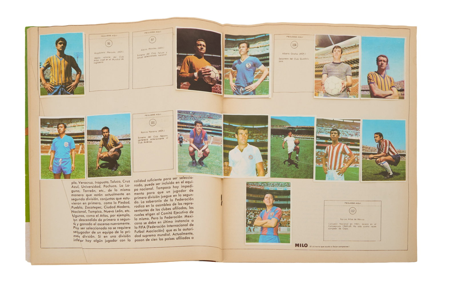 Pele | Signed 1970 Mexico ?World Cup? Program (PSA) - 3