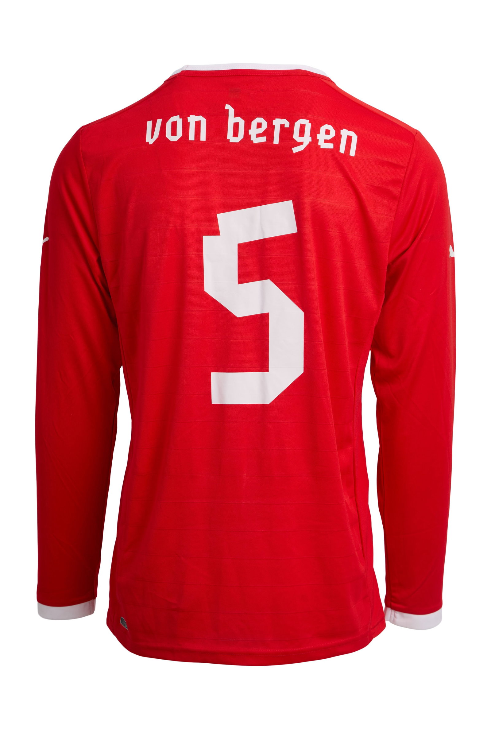 Steve Von Bergen | Match-Worn 2011 Switzerland Jersey (MEARS) (1 of 5)