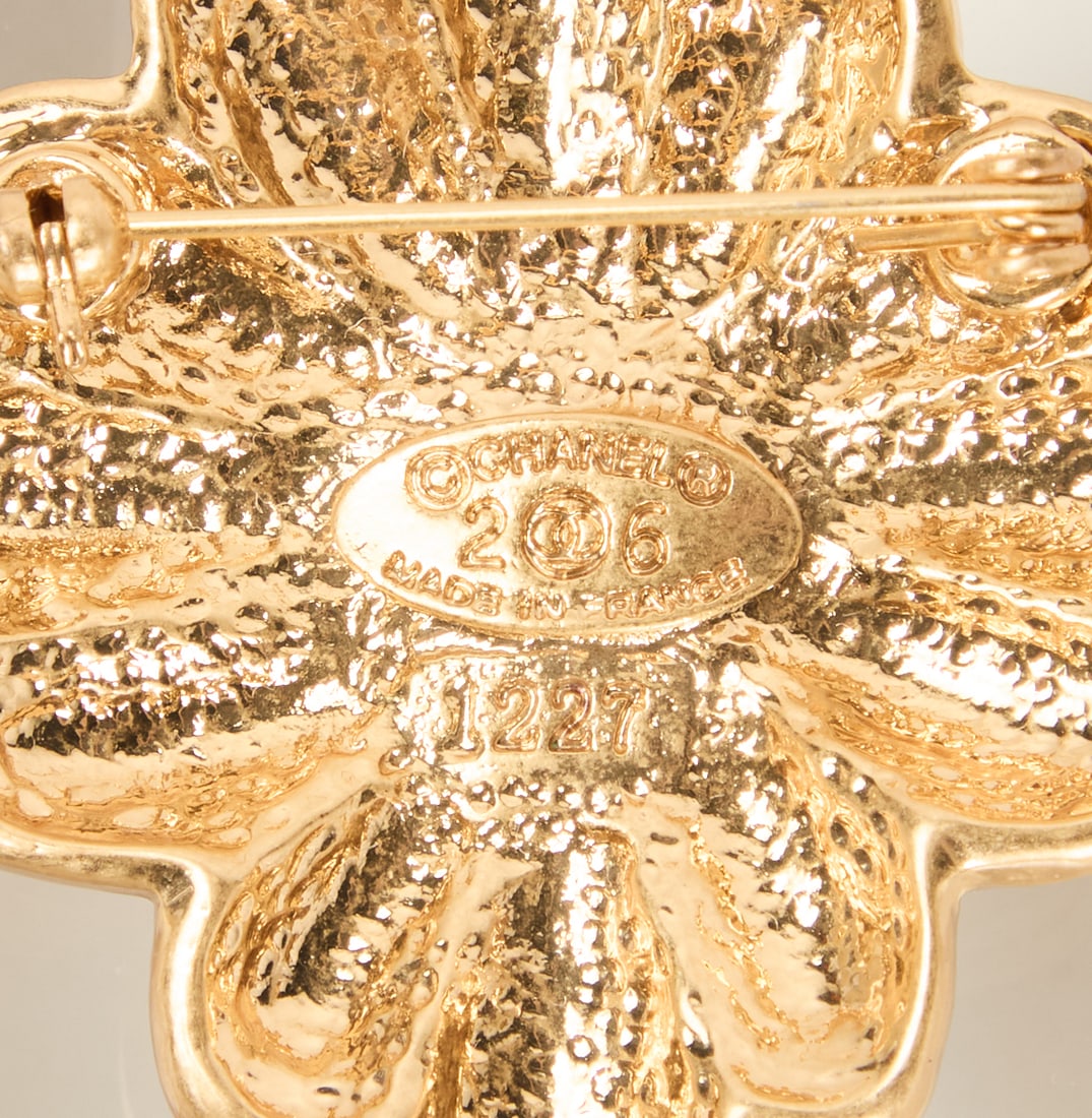 Chanel | Pearl Drop Brooch - 2