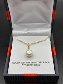 Cultured Fresh Water Pearl Necklace