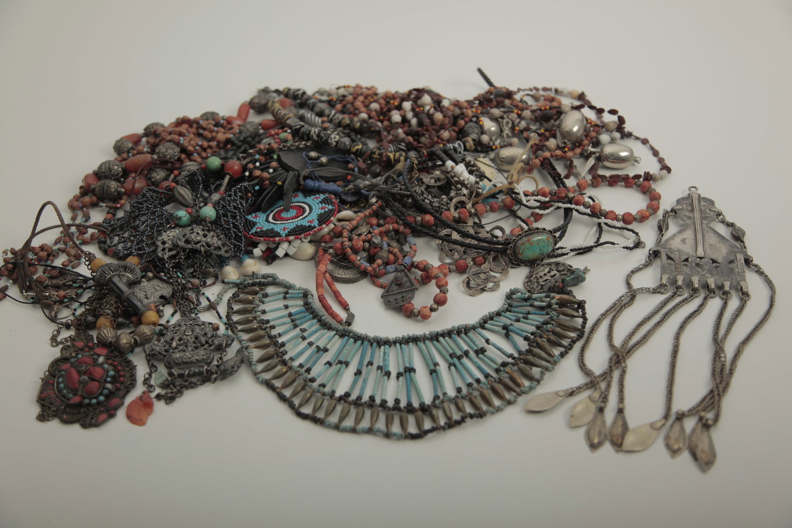 Konvolut Indigener Schmuck (1 of 7)