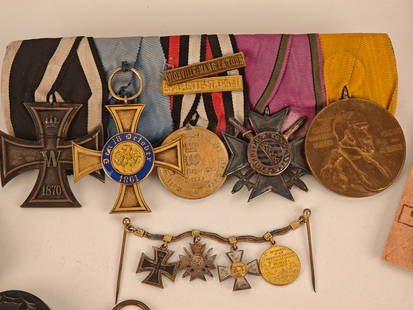 Konvolut Medallien und Abzeichen: Konvolut Medallien und Abzeichen Konvolut Medallien und Abzeichen Eisernes Kreuz Ordensspange mit Eisernem Kreuz, Kaiser Wilhelm Ged&#228;chtnism&#252;nze, Milit&#228;r - Dienstauszeichnung Miniaturke