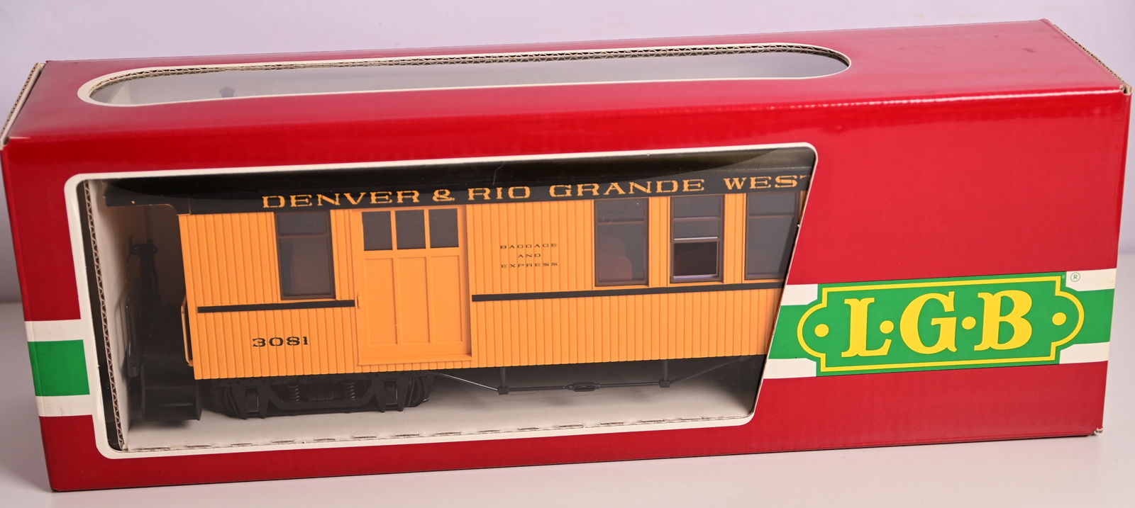 LGB Konvolut Spur G 3080 x 2, + 3081 + 3082: LGB Konvolut Spur G mit 3080 x 2, + 3081 + 3082, in OVP Konvolut LGB Spur G mit 3080 x 2, + 3081 + 3082, alle in OVP Sehr guter Originalzustand, praktisch unbespielt in Originalverpackung. LGB G-Scale