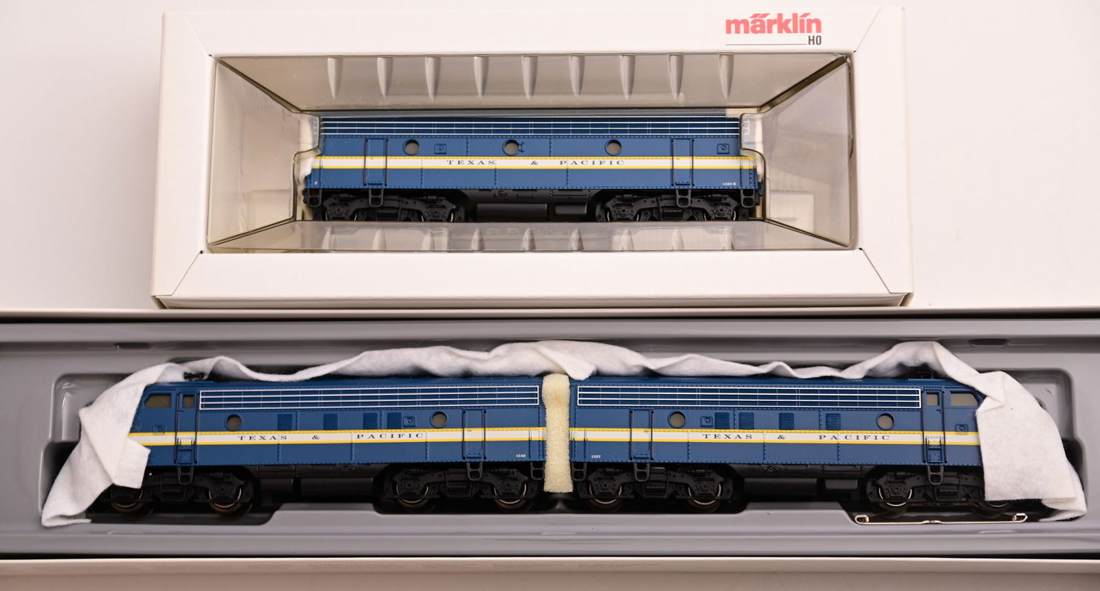 Märklin Spur H0 3481 Diesel (1 of 5)