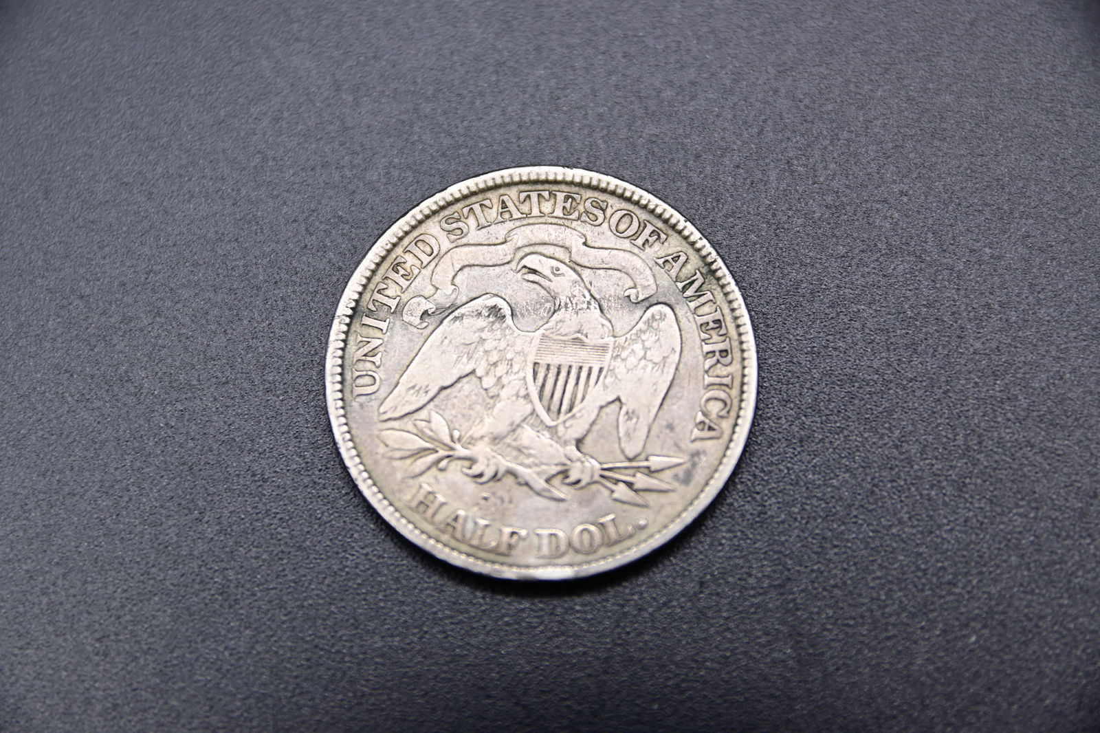 USA ½ Dollar 1872 - Sitzende Liberty Silbermünze. (1 of 4)