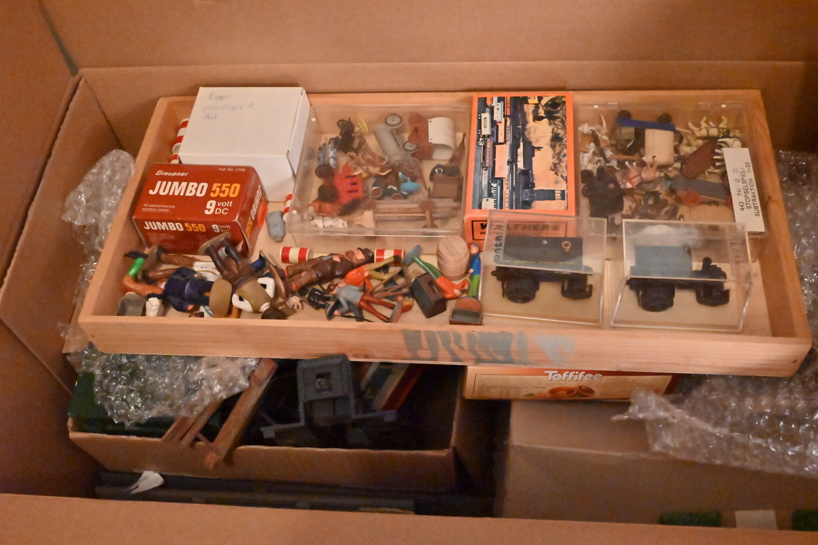 Modelleisenbahn aus einem Gr. Einlieferung 11 Umzugskartons - 13