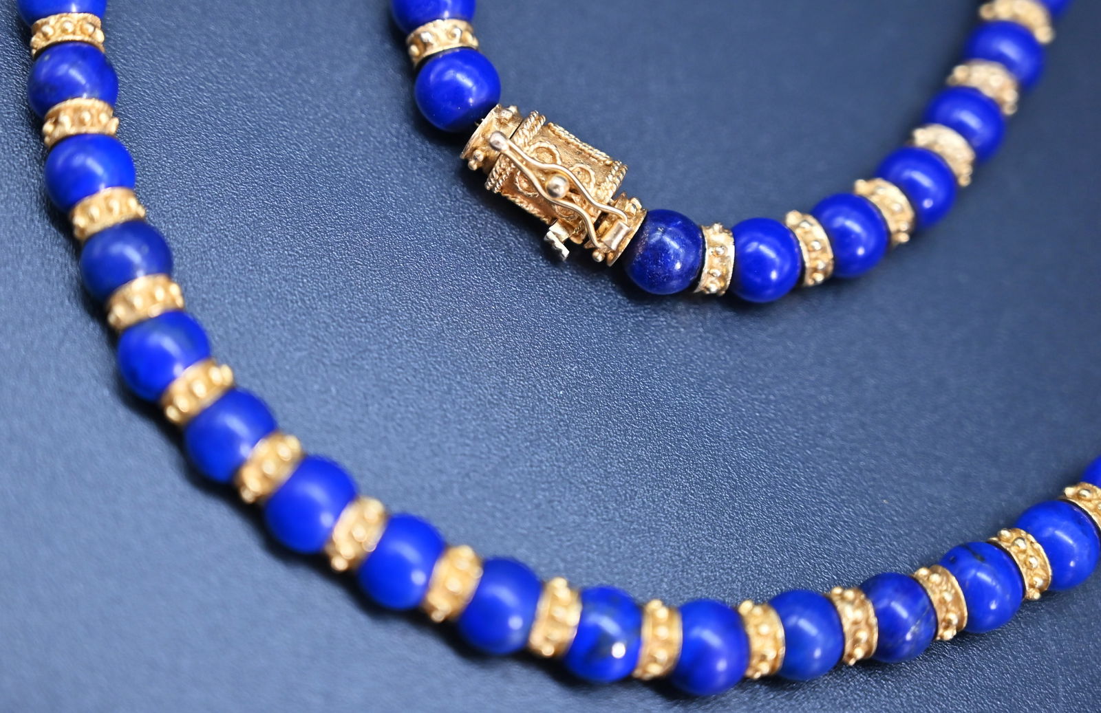 Lapis Lazuli 18 K Perlenkette und Armband - 4