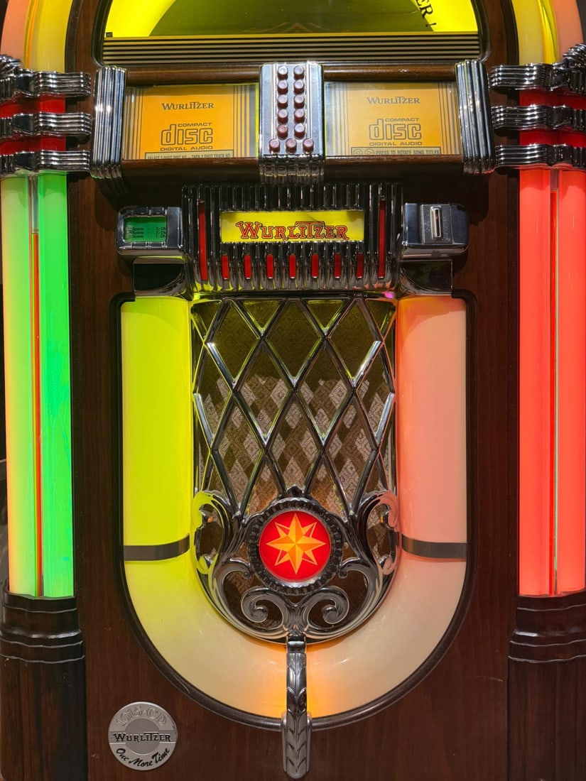 Wurlitzer Jukebox - 4