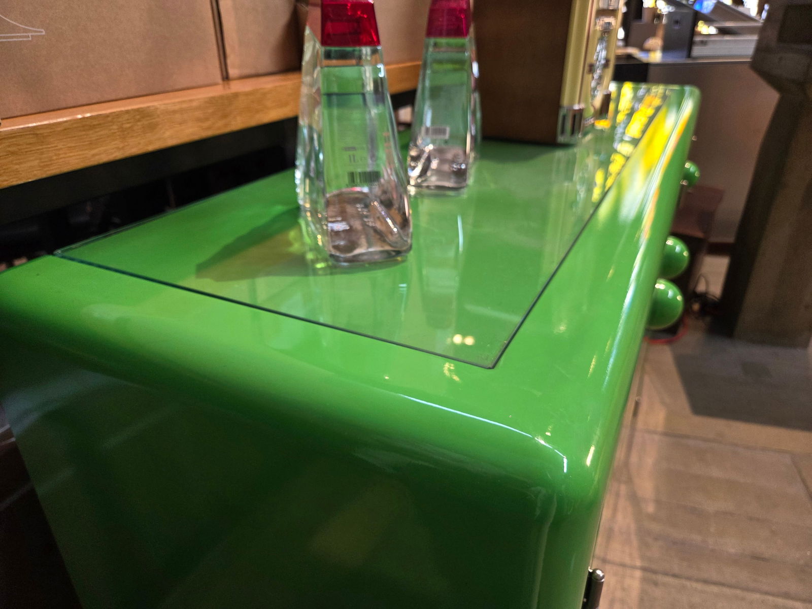 Keith Haring in Zusammenarbeit mit Bretz, Kommode/Sideboard Metall Grün, Ende 1990 - 4