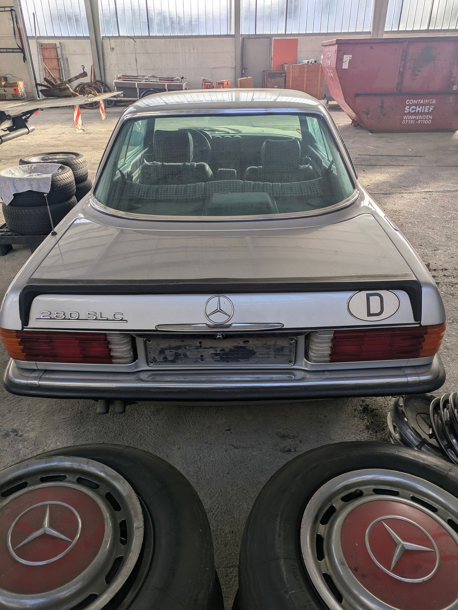 Mercedes-Benz 280 SLC - 8
