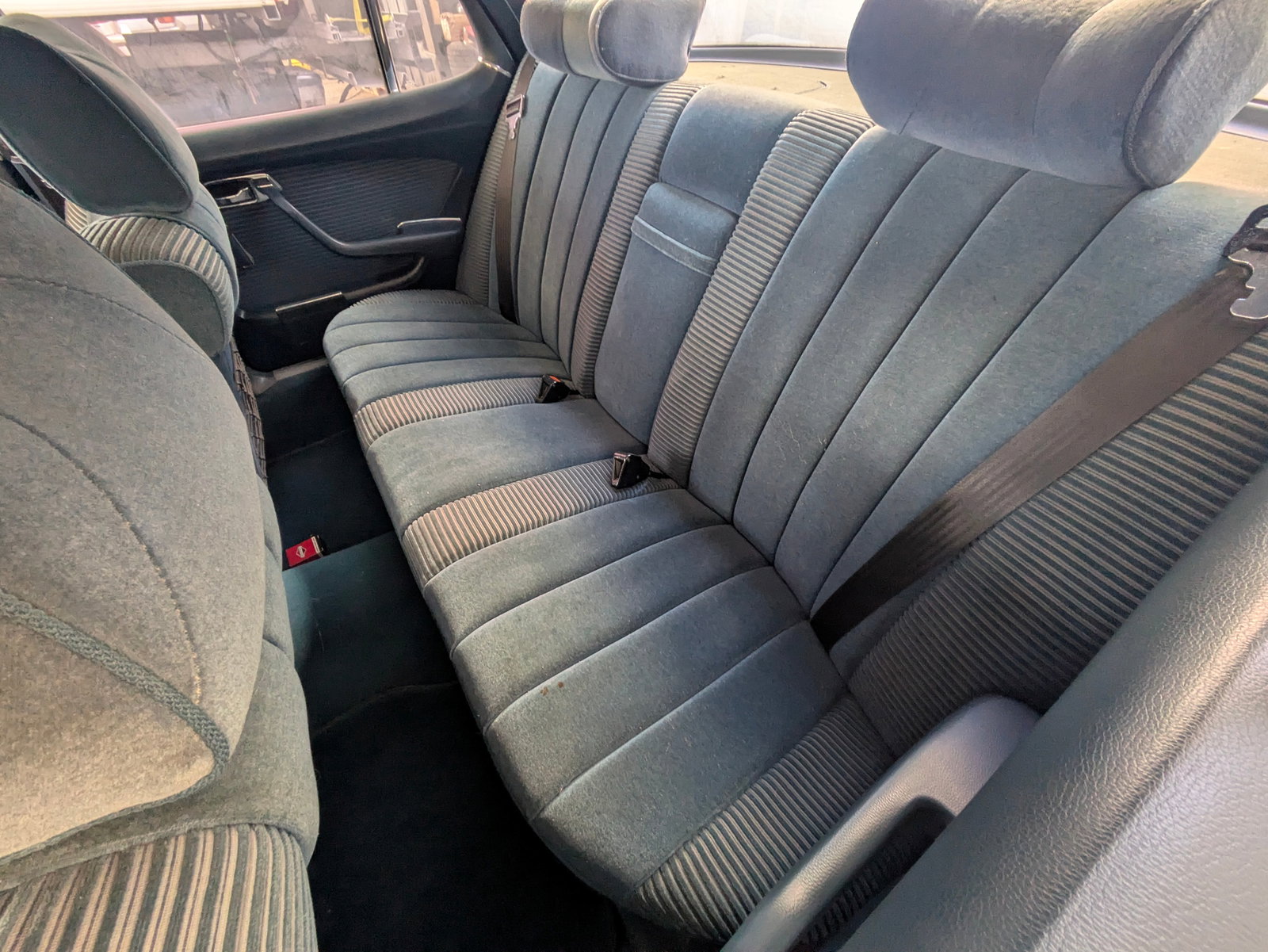 Merzedes Benz 280 SE - 15