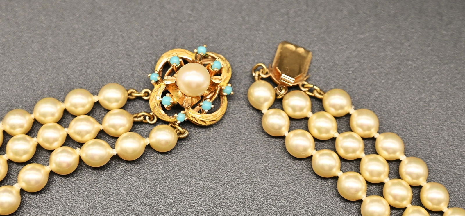 Dreireihige Perlenkette - 2