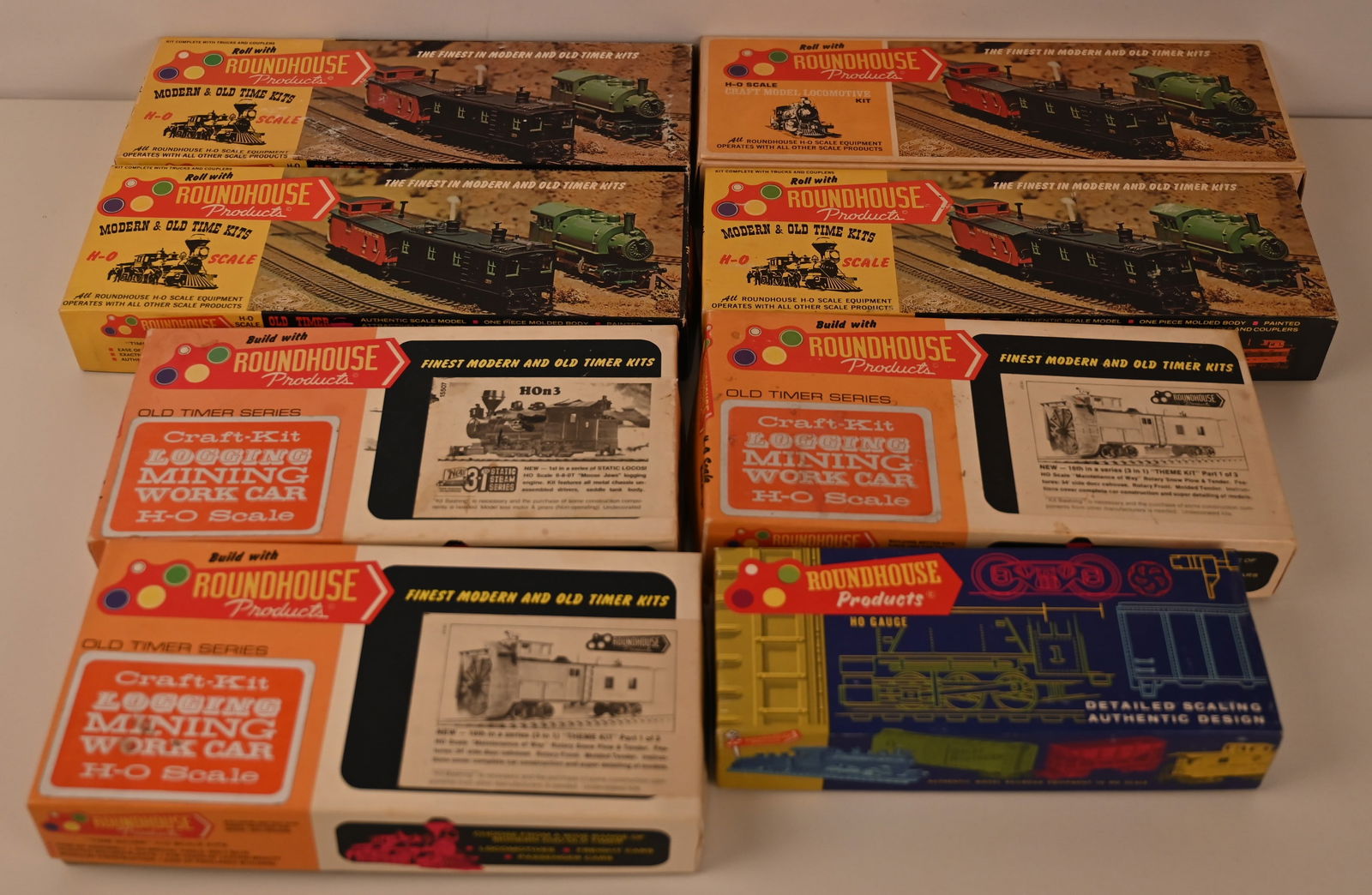 Konvolut 8 Roundhouse Products Set (1 of 9)