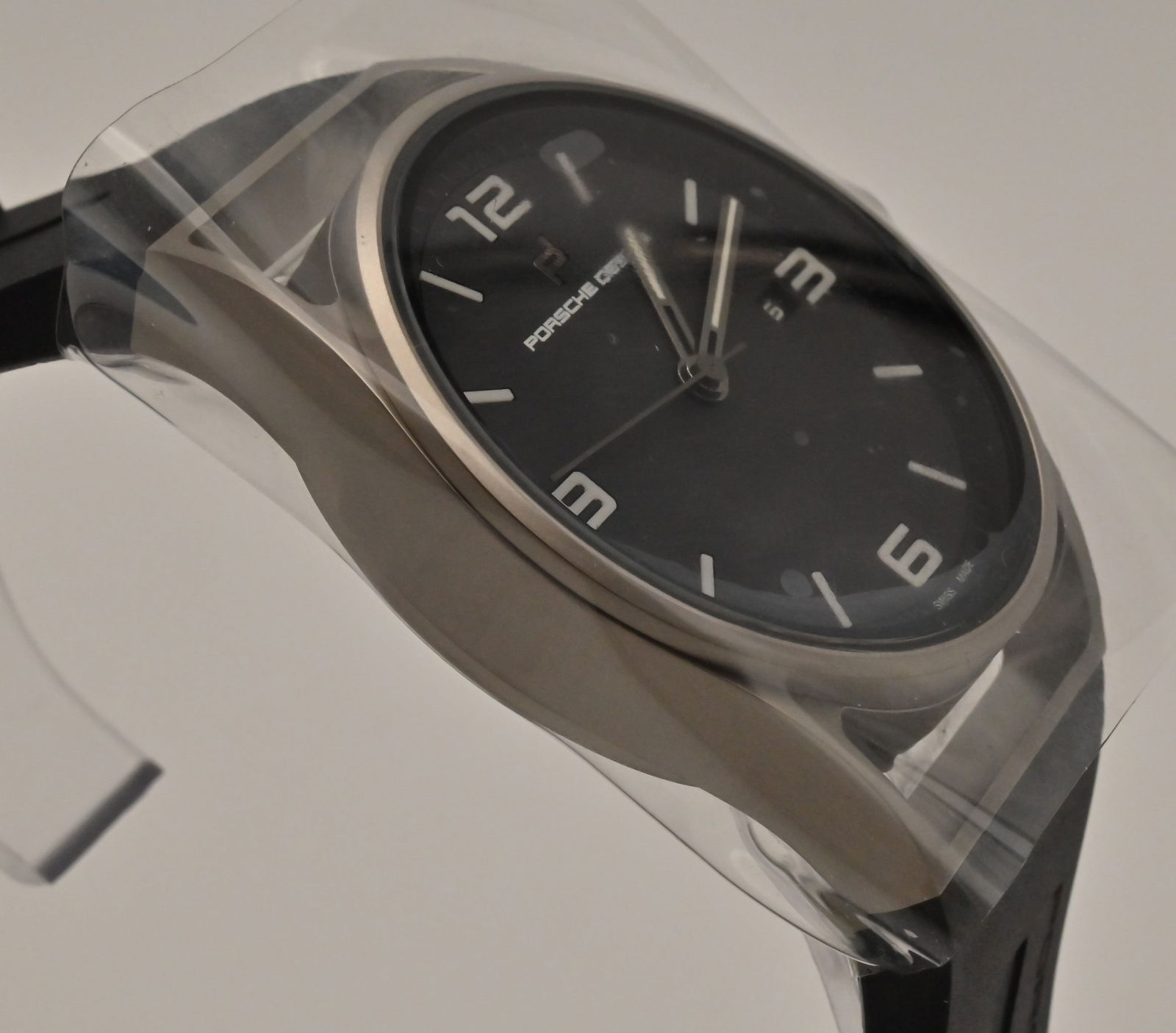 Porsche Design 1919 Date Timer Eternity Jubiläumsuhr Titan Automatik Armband Kautschuk mit Falt - 4