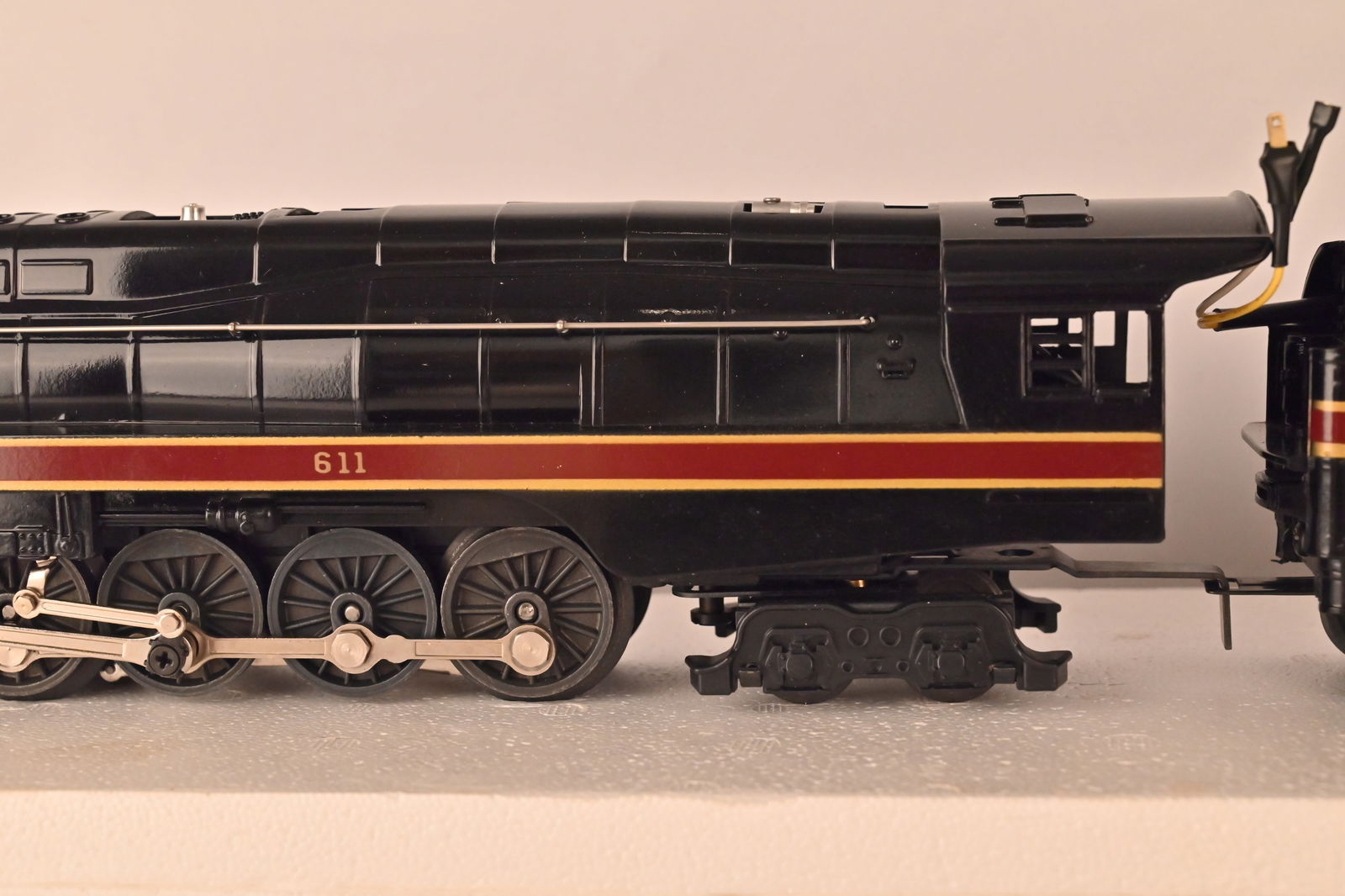 Lionel Norfolk und Western 4-8-4 Lokomotive und Tender 6-8100, in OVP - 2