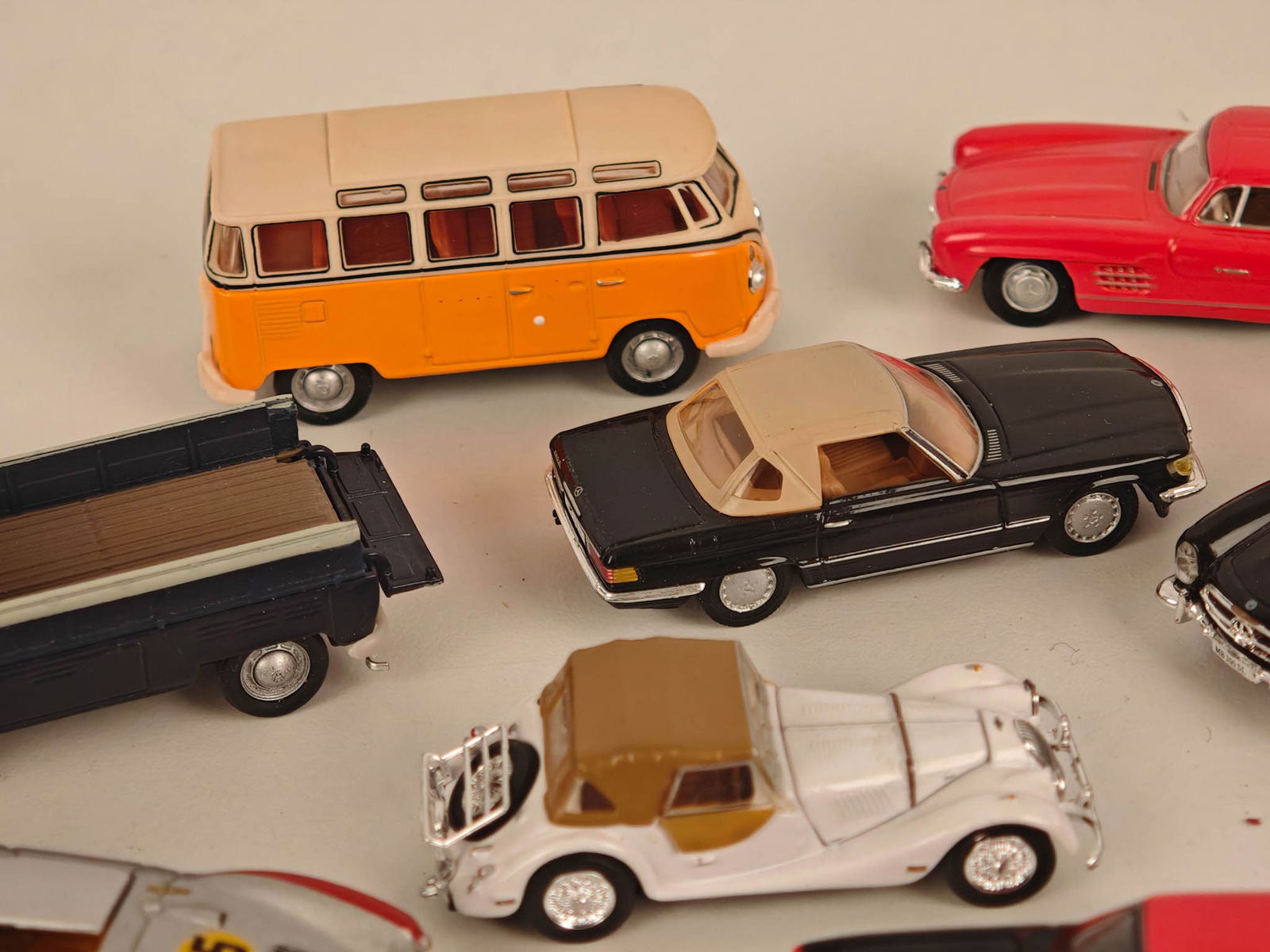 Modellauto Konvolut - Ferarri, VW, Mercedes, Jaguar u.a. - 16
