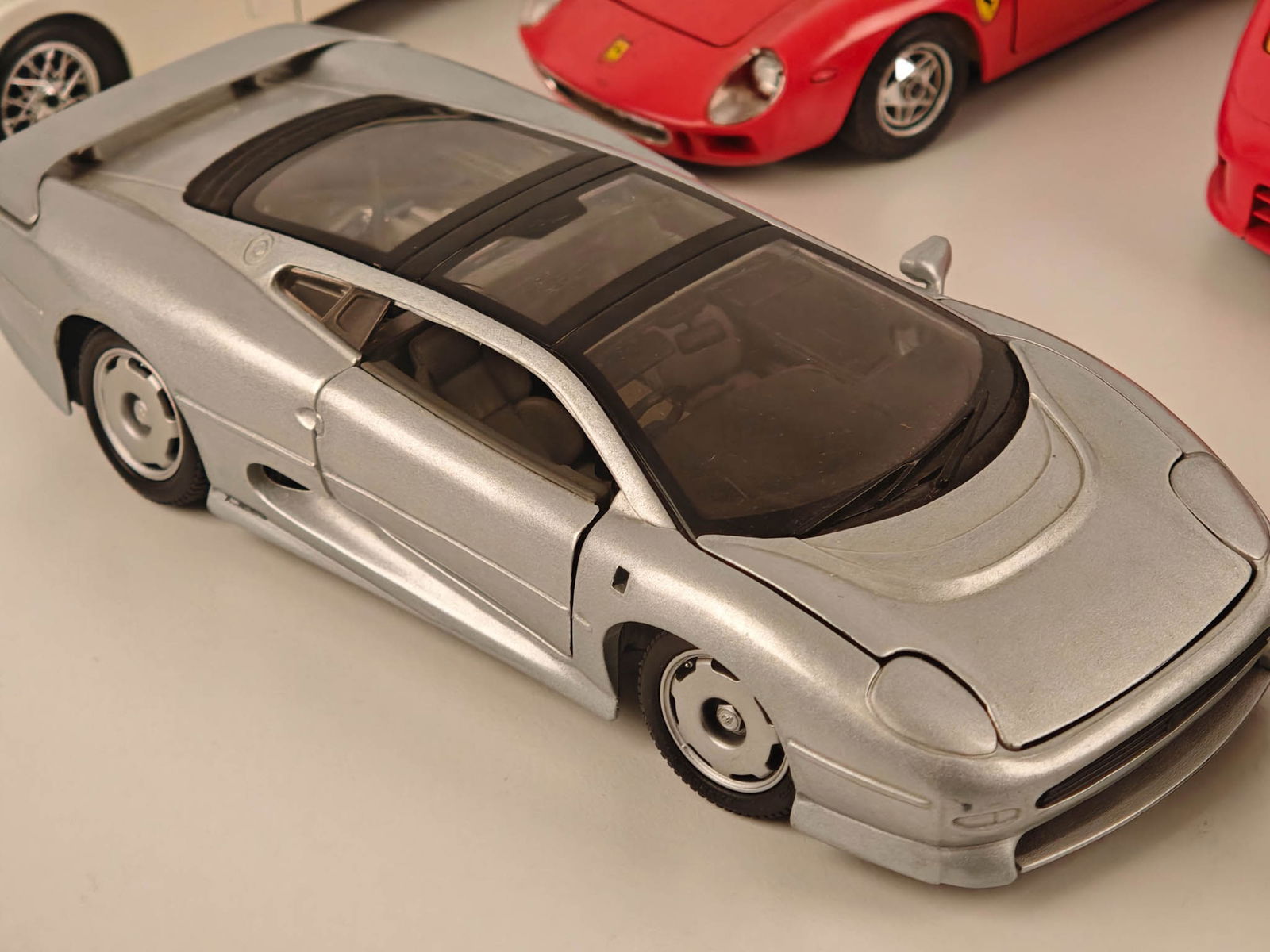 Modellauto Konvolut - Ferarri, VW, Mercedes, Jaguar u.a. - 3