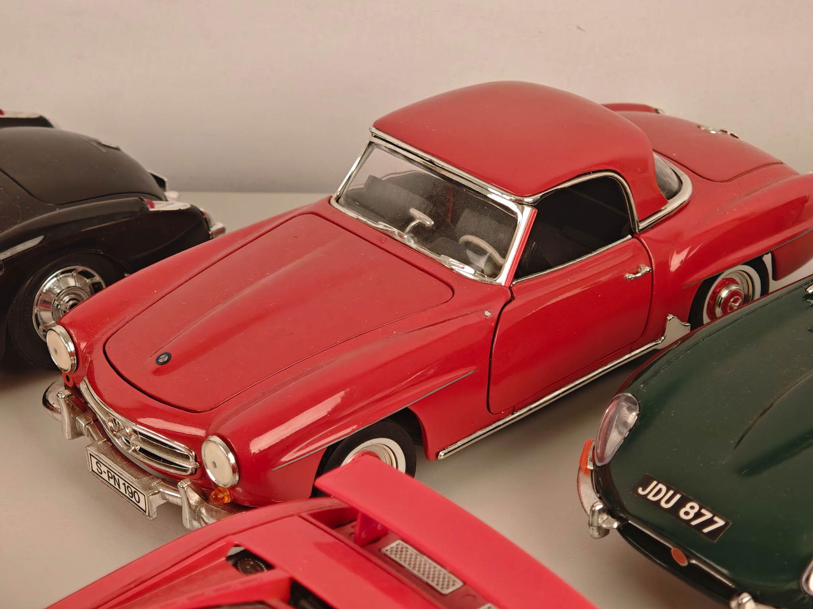 Modellauto Konvolut - Ferarri, VW, Mercedes, Jaguar u.a. - 8