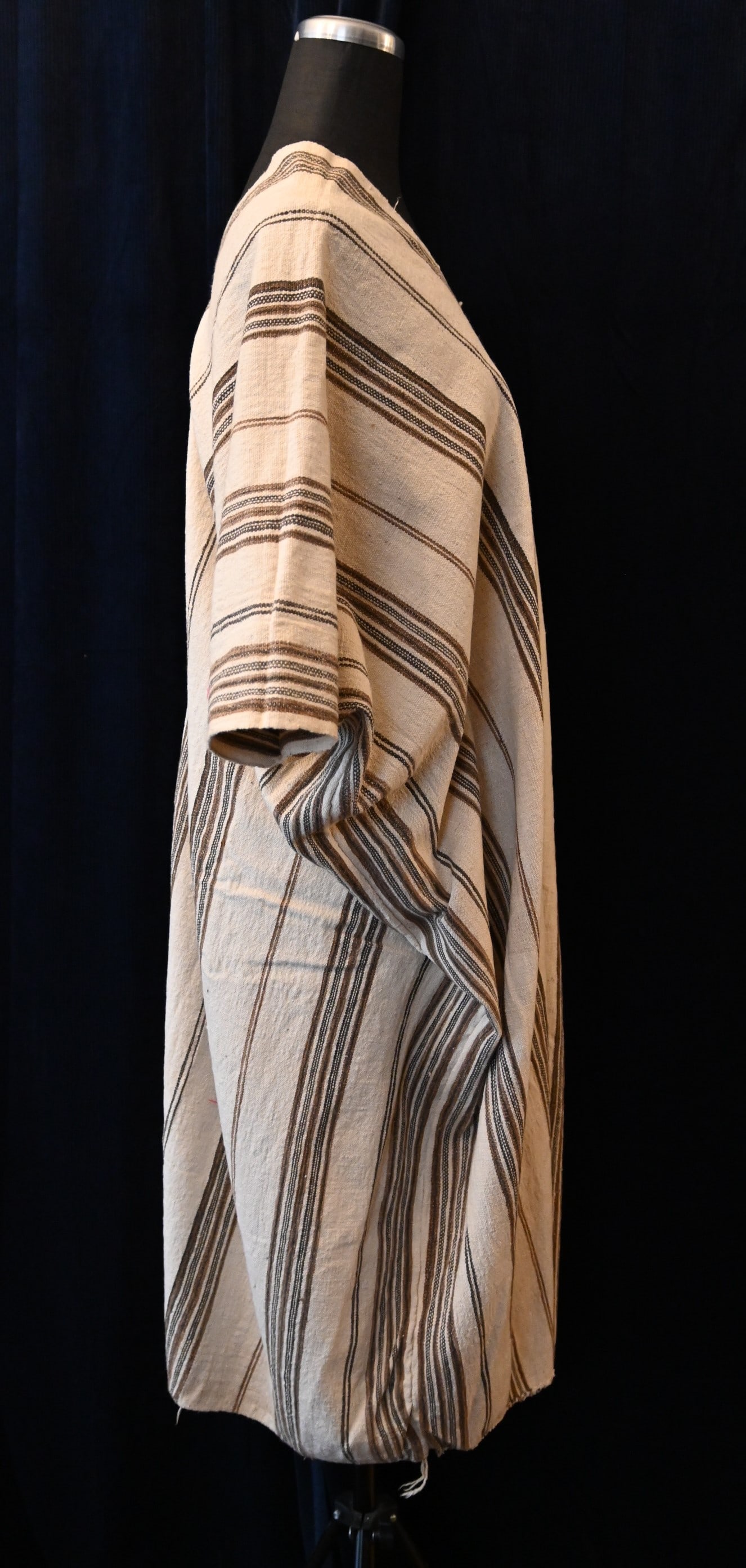 Poncho des indigenen Häuptlings aus dem Film „Fitzcarraldo” (1982) von Werner Herzo - 8