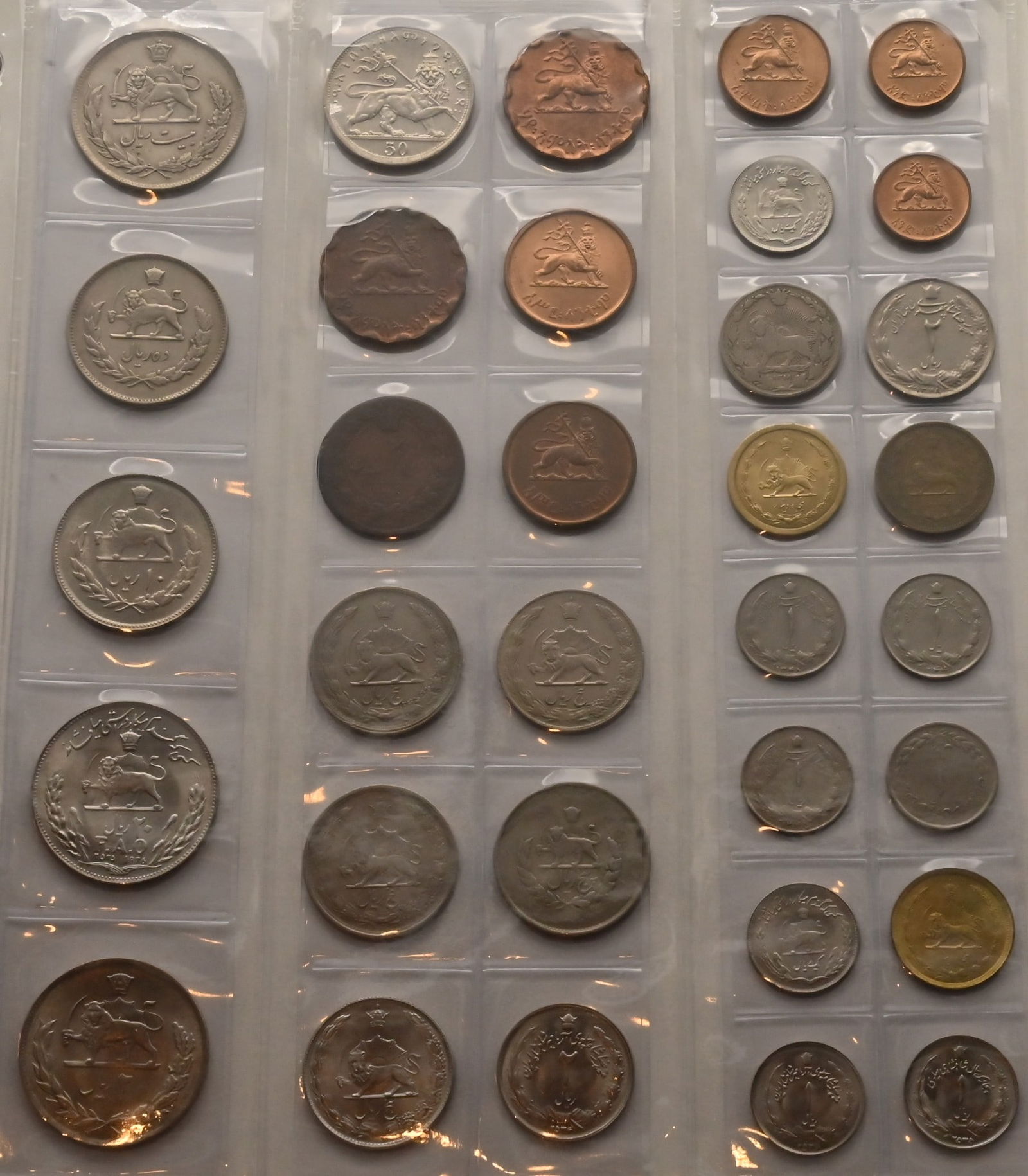 Münzen Konvolut im Album, aus Europa, Afrika und Asien - 3