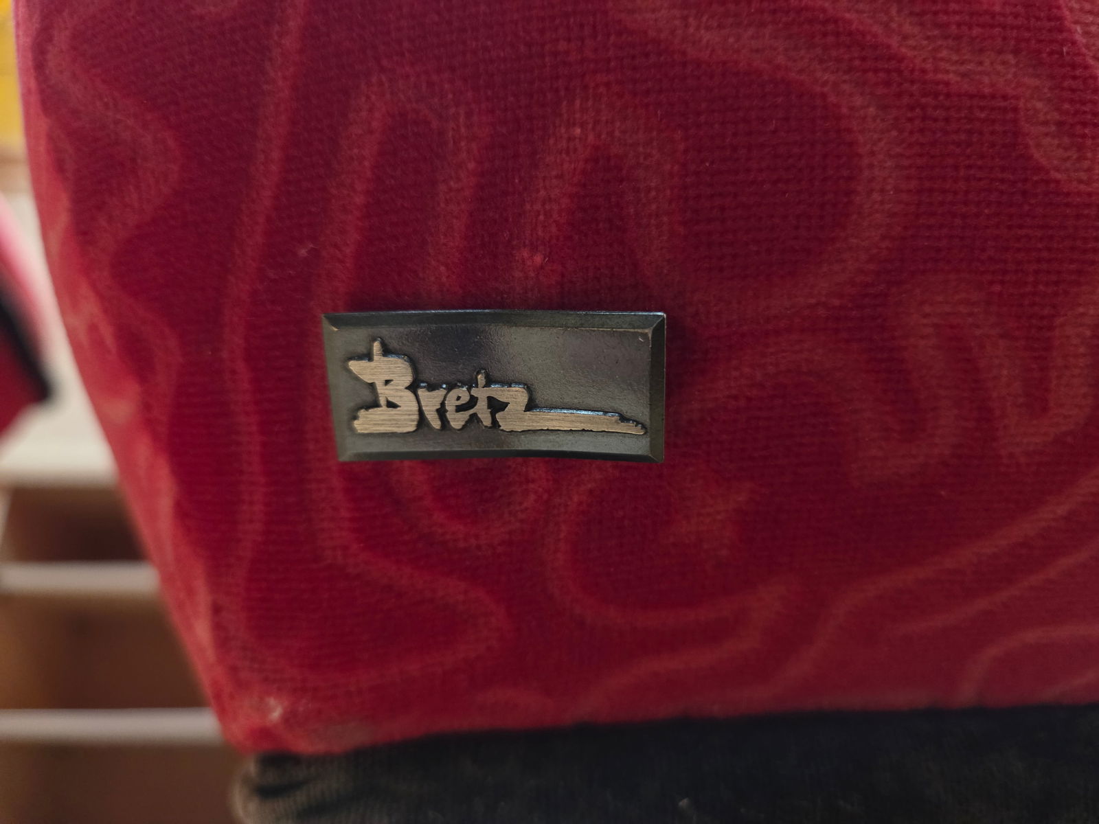 Keith Haring in Zusammenarbeit mit Bretz, Pop-Art-Sofa, Rot/Bunt - 10