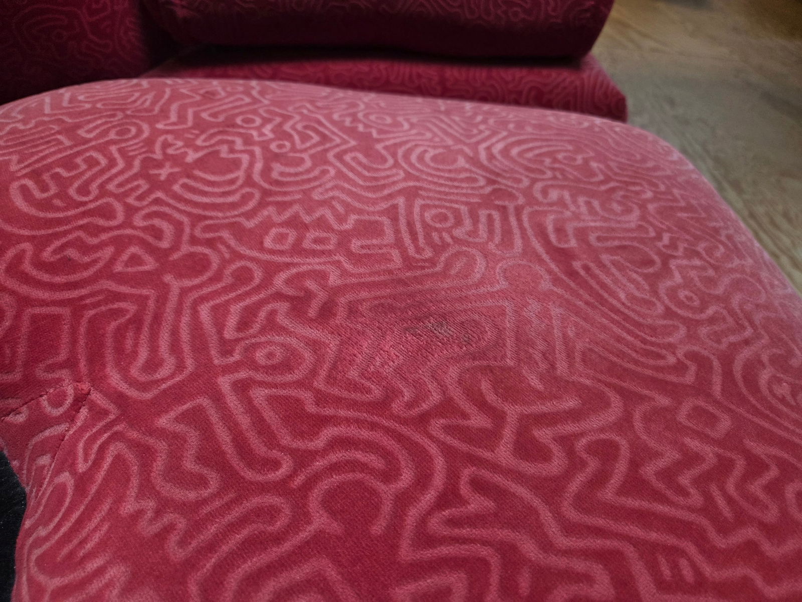Keith Haring in Zusammenarbeit mit Bretz, Pop-Art-Sofa, Rot/Bunt - 13
