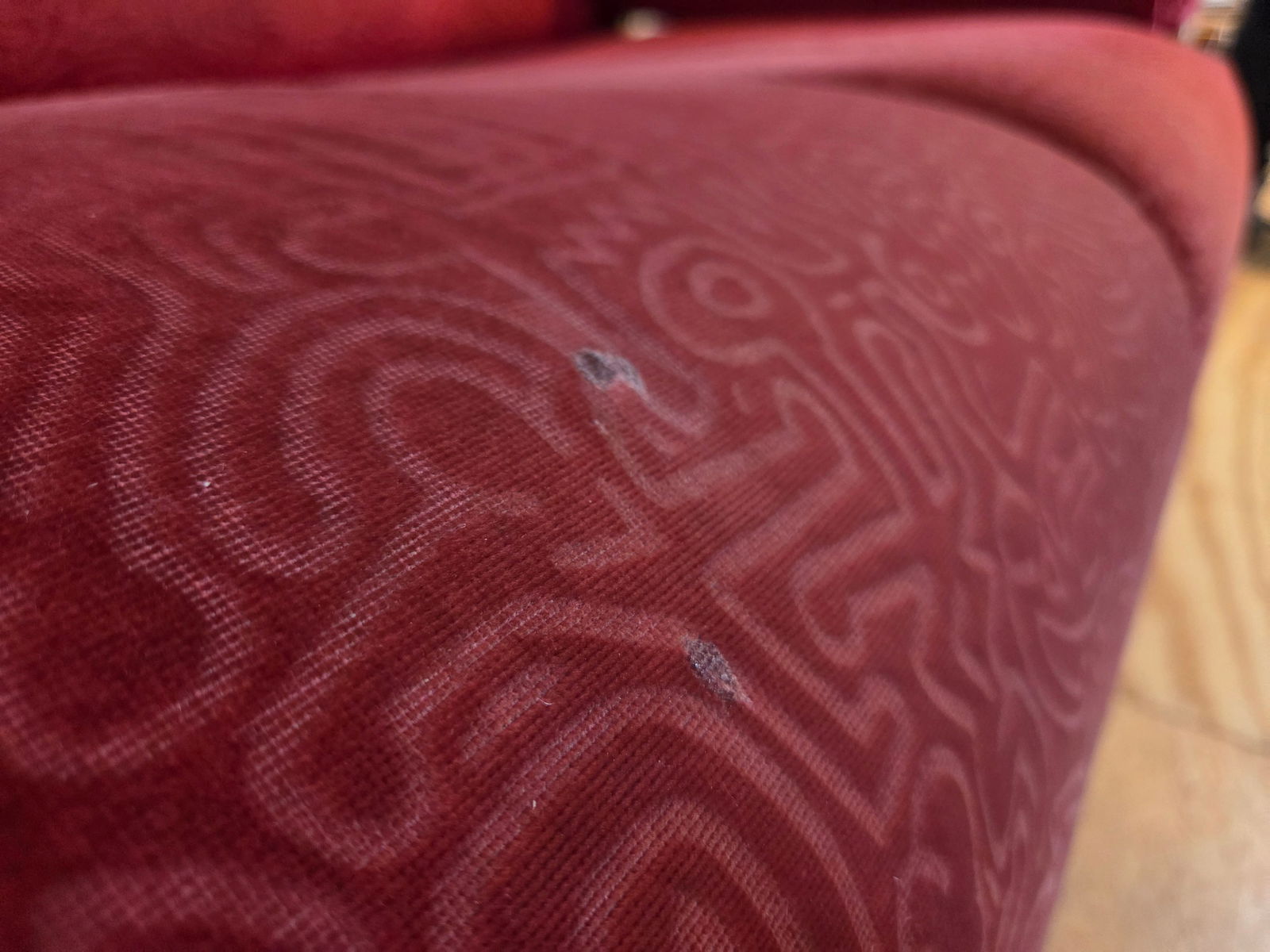 Keith Haring in Zusammenarbeit mit Bretz, Pop-Art-Sofa, Rot/Bunt - 9
